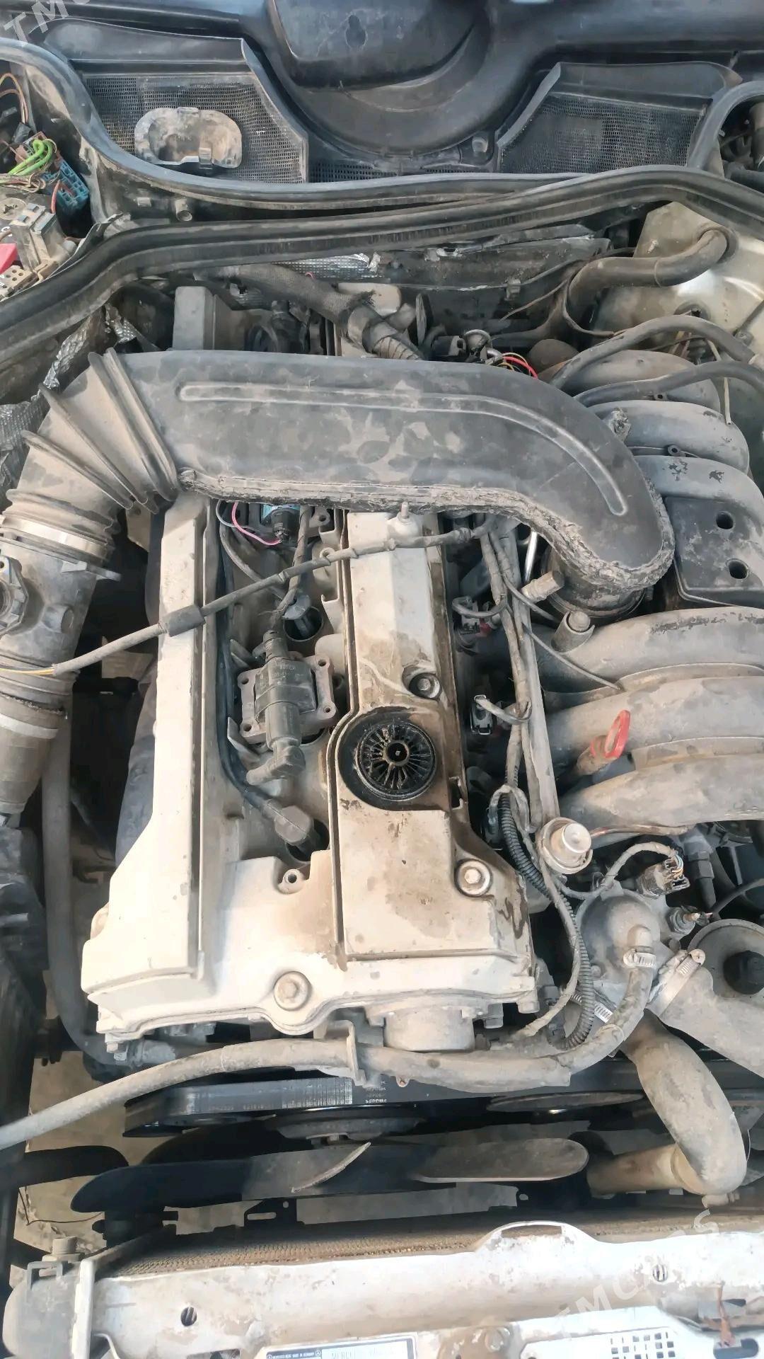 Mercedes-Benz C320 1994 - 35 000 TMT - Векильбазар - img 9