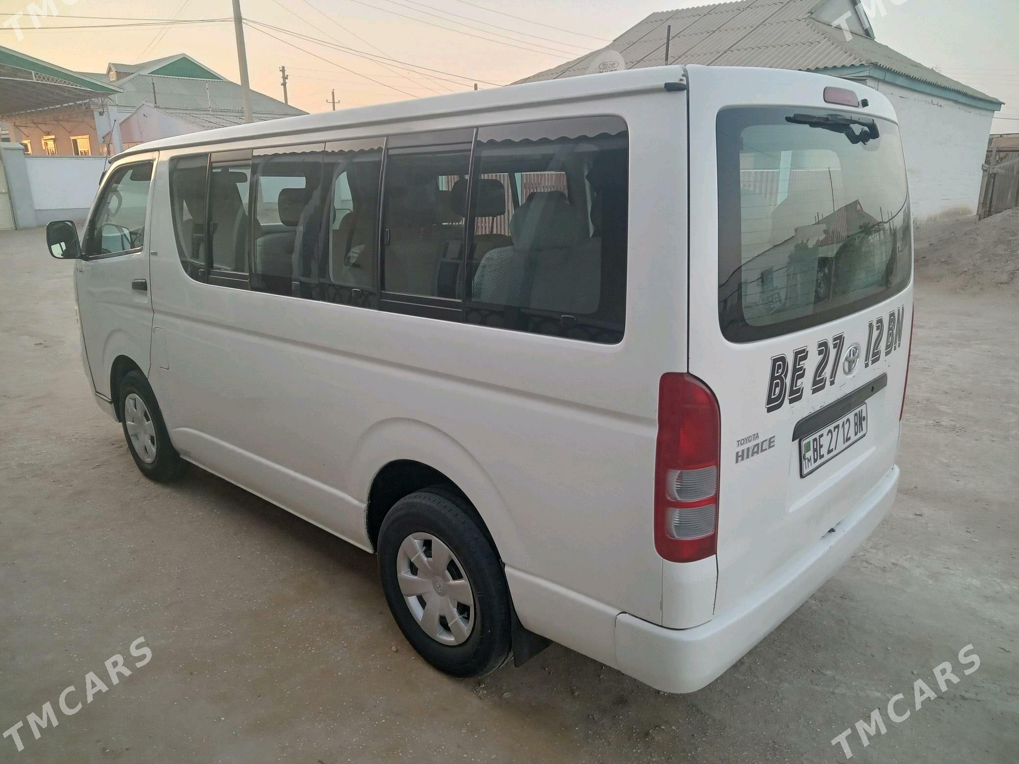 Toyota Hiace 2009 - 250 000 TMT - Balkanabat - img 7