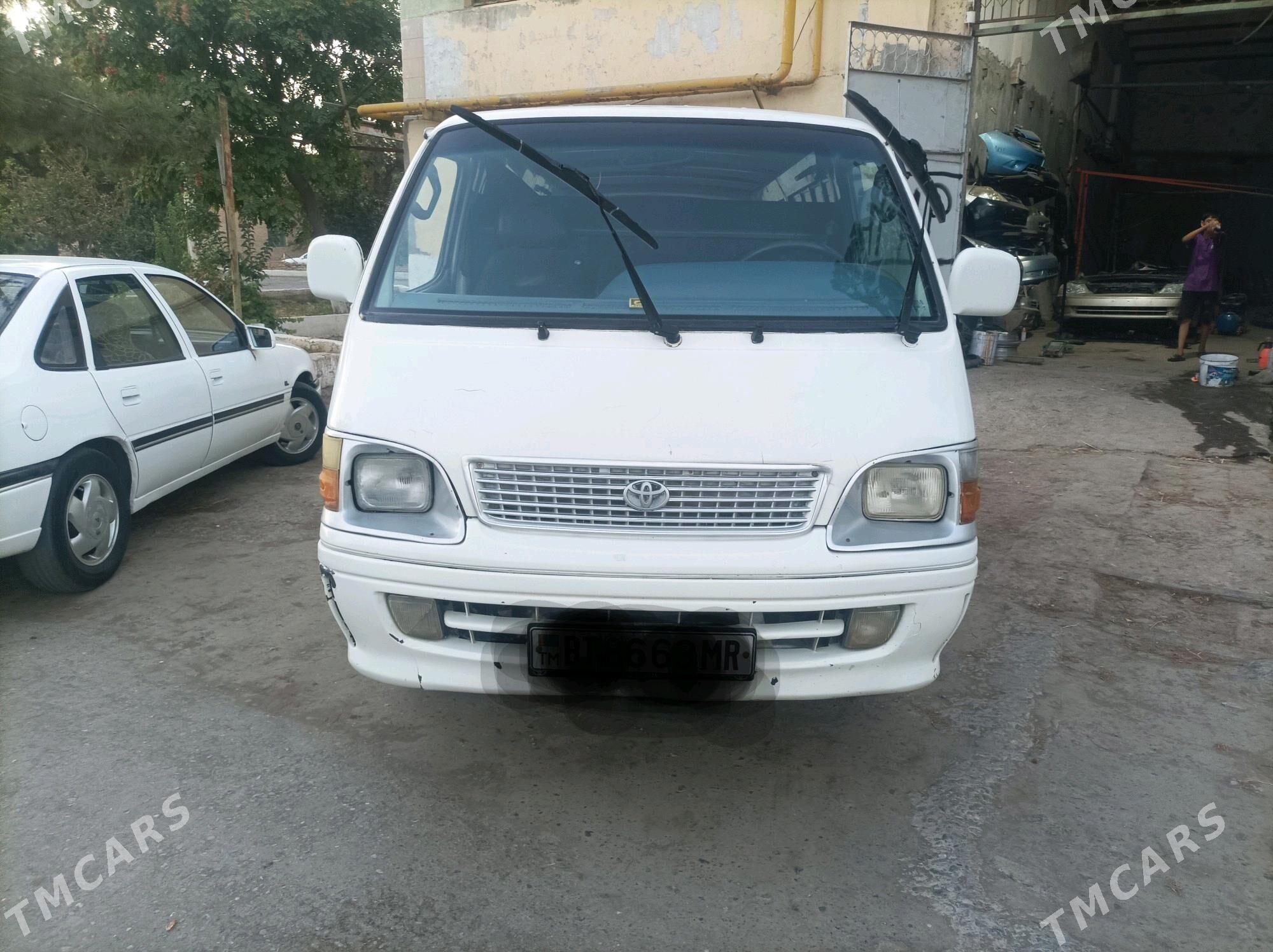 Toyota Hiace 2002 - 120 000 TMT - Türkmenabat - img 1