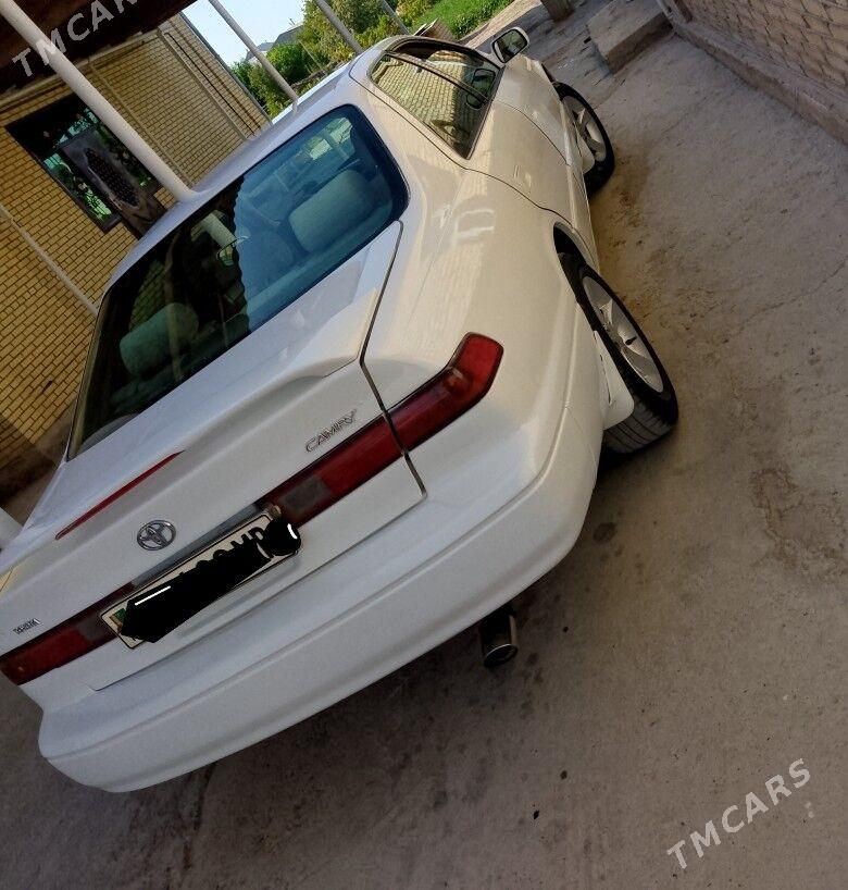 Toyota Camry 1998 - 110 000 TMT - Мургап - img 3