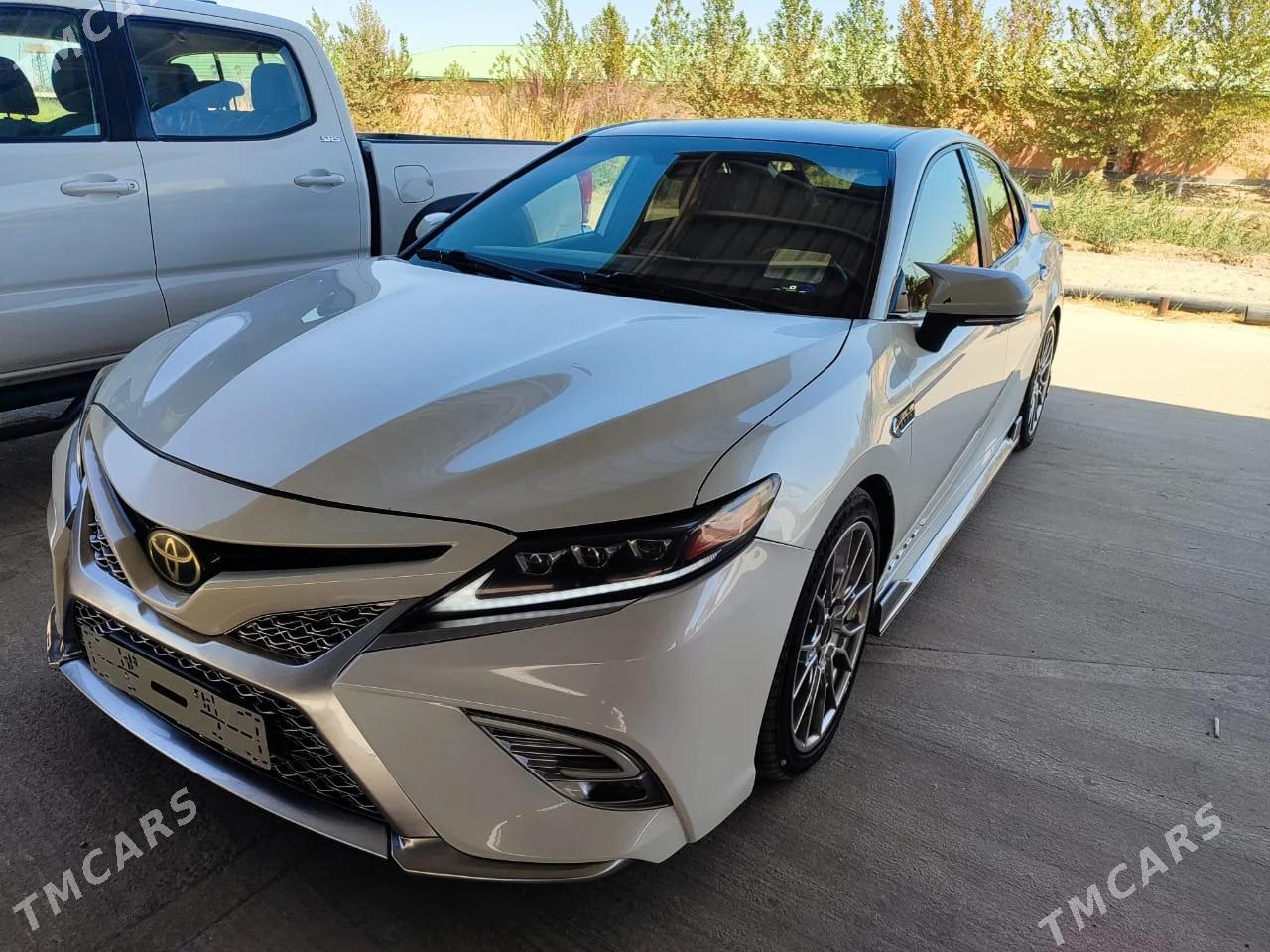 Toyota Camry 2021 - 400 000 TMT - Байрамали - img 3