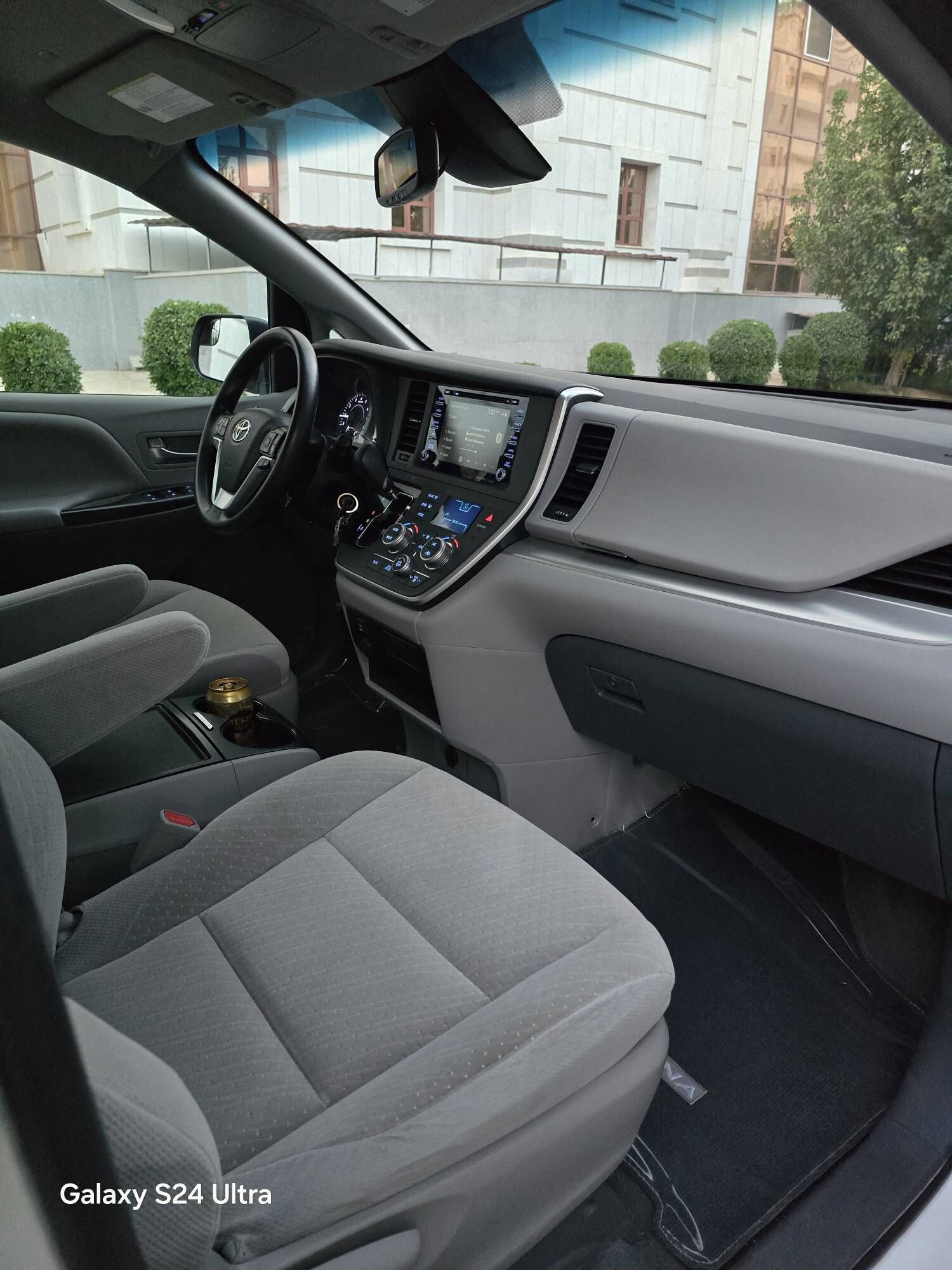 Toyota Sienna 2019 - 390 000 TMT - Ашхабад - img 3