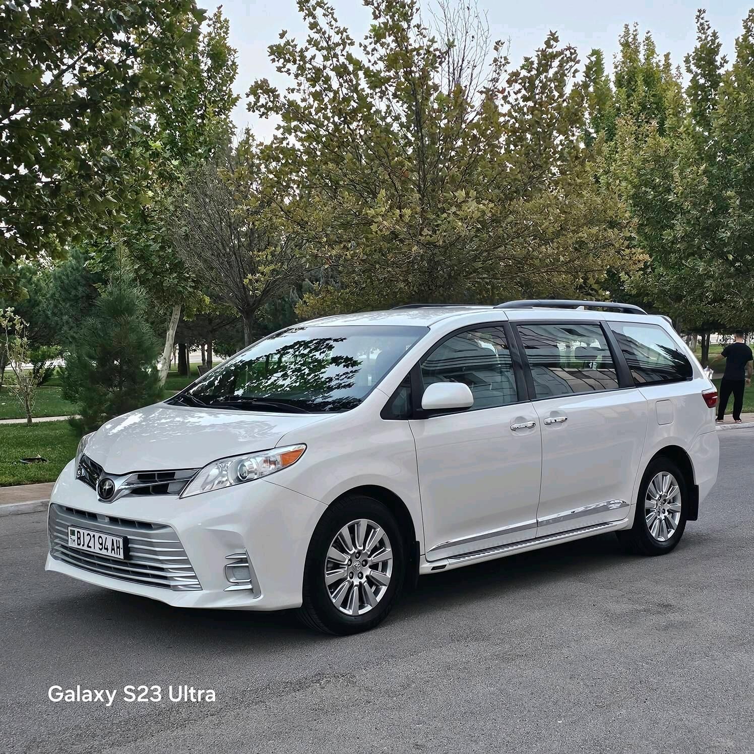 Toyota Sienna 2019 - 390 000 TMT - Ашхабад - img 5