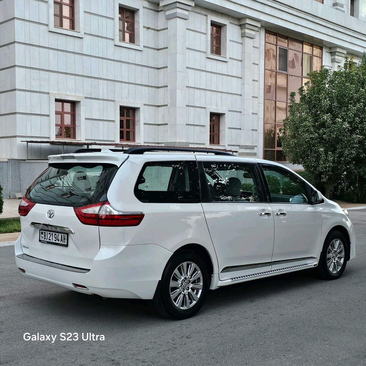 Toyota Sienna 2019 - 390 000 TMT - Ашхабад - img 7