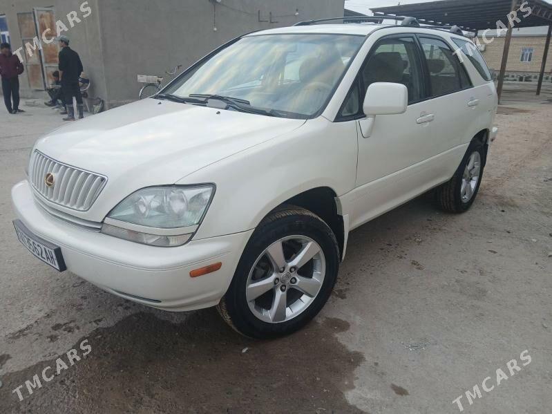 Lexus RX 300 2000 - 165 000 TMT - Серахс - img 3