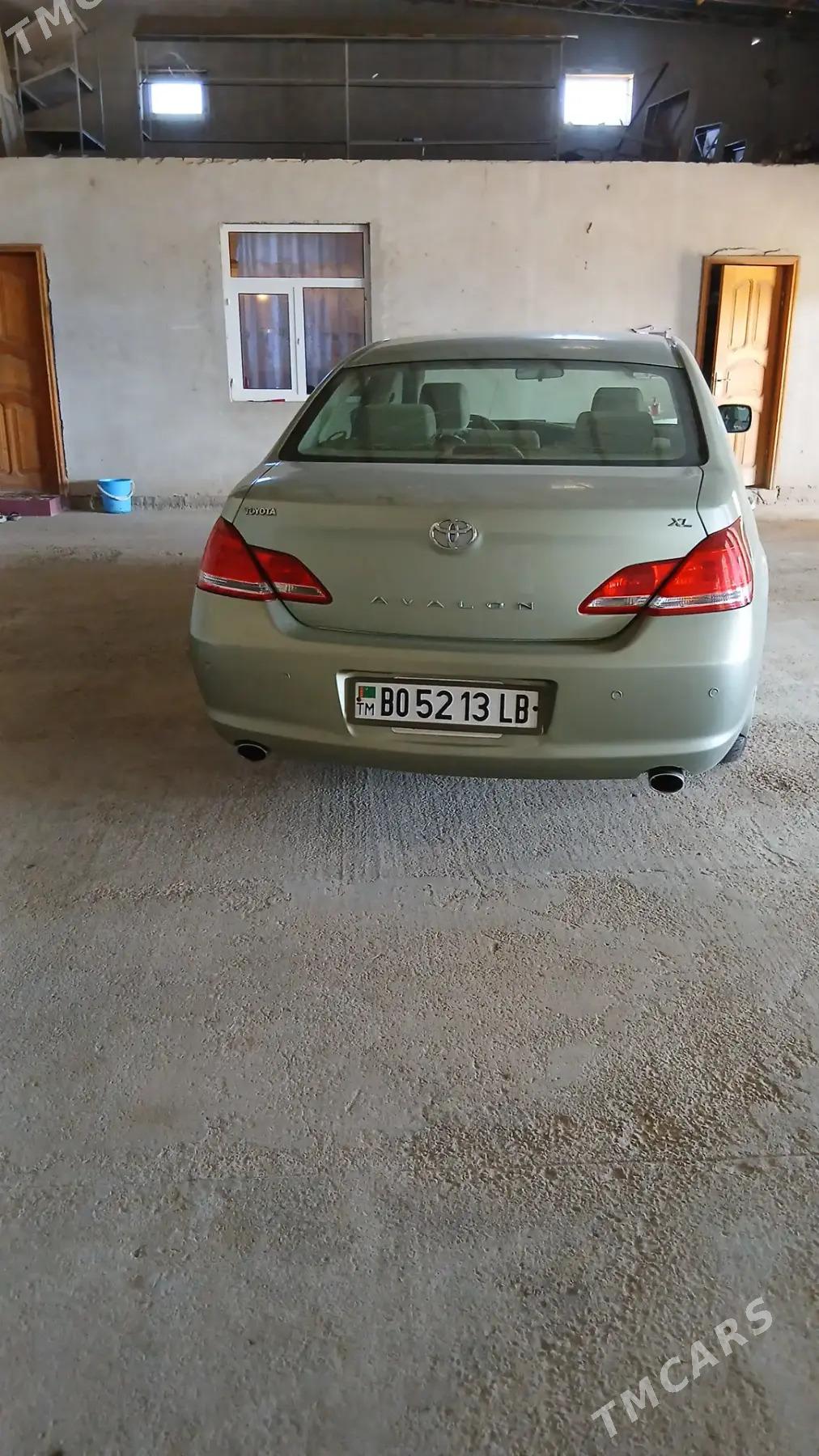 Toyota Avalon 2006 - 190 000 TMT - Дянев - img 6