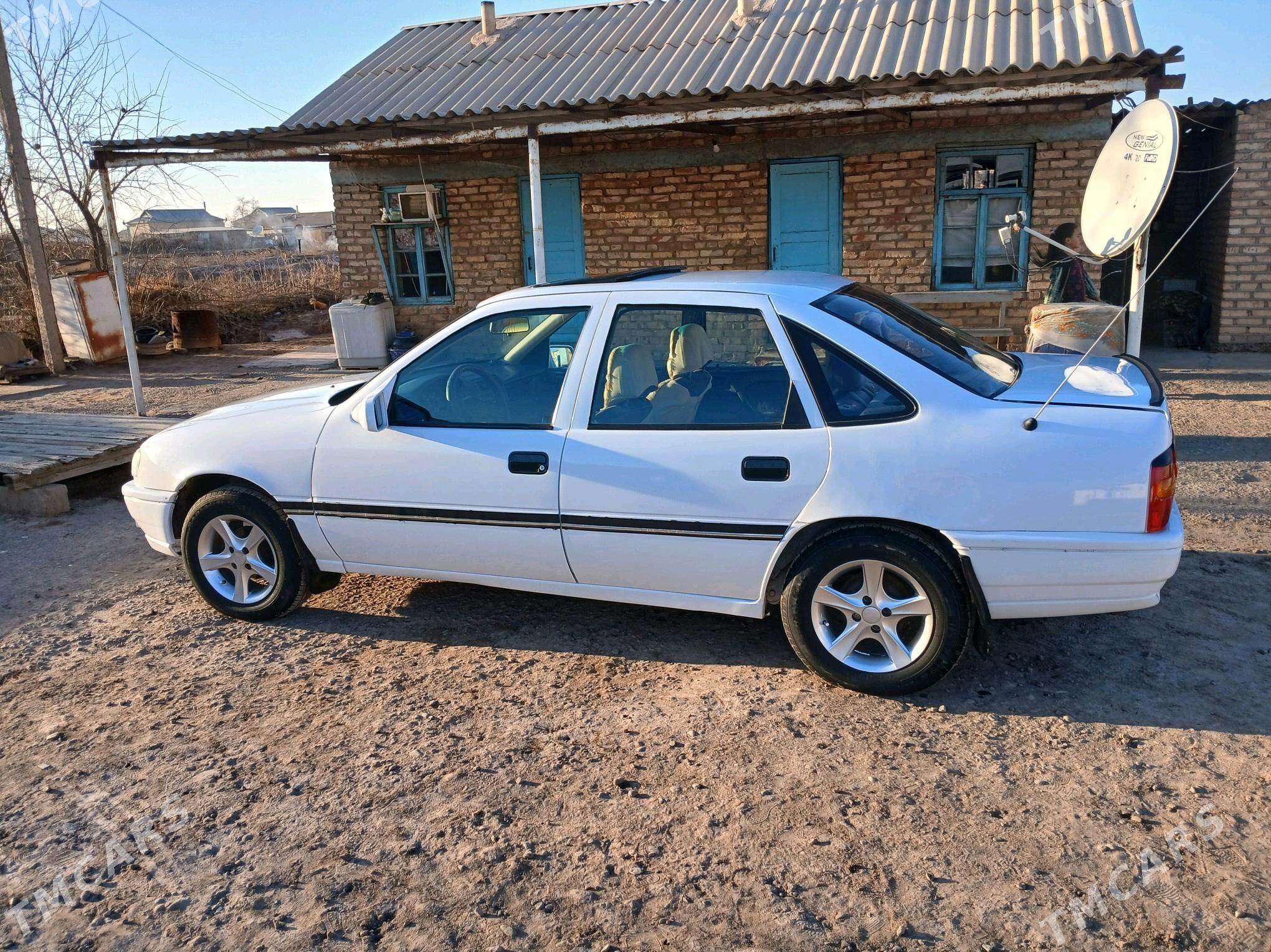 Opel Vectra 1990 - 46 000 TMT - Babadaýhan - img 3