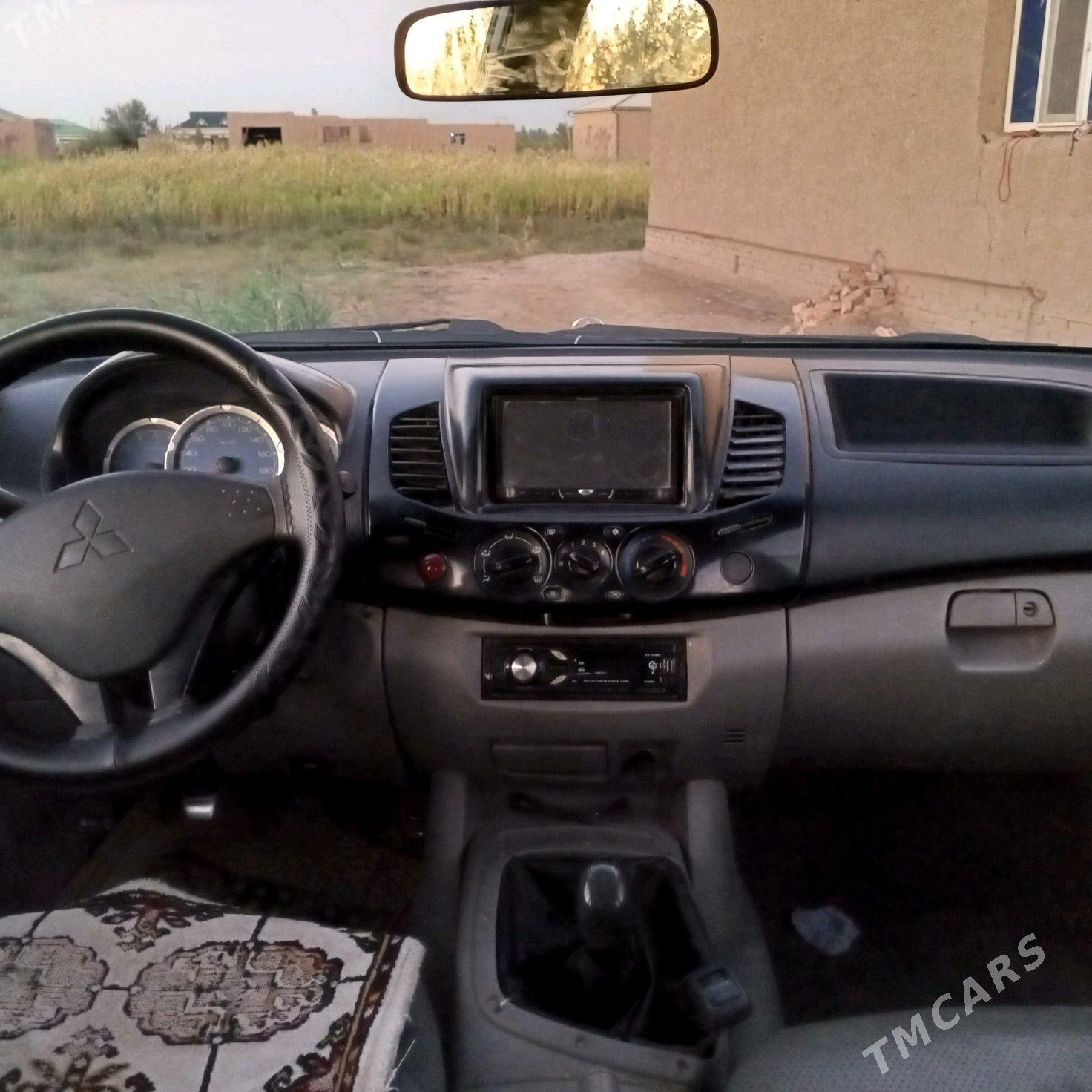 Mitsubishi L300 2008 - 150 000 TMT - Daşoguz - img 1