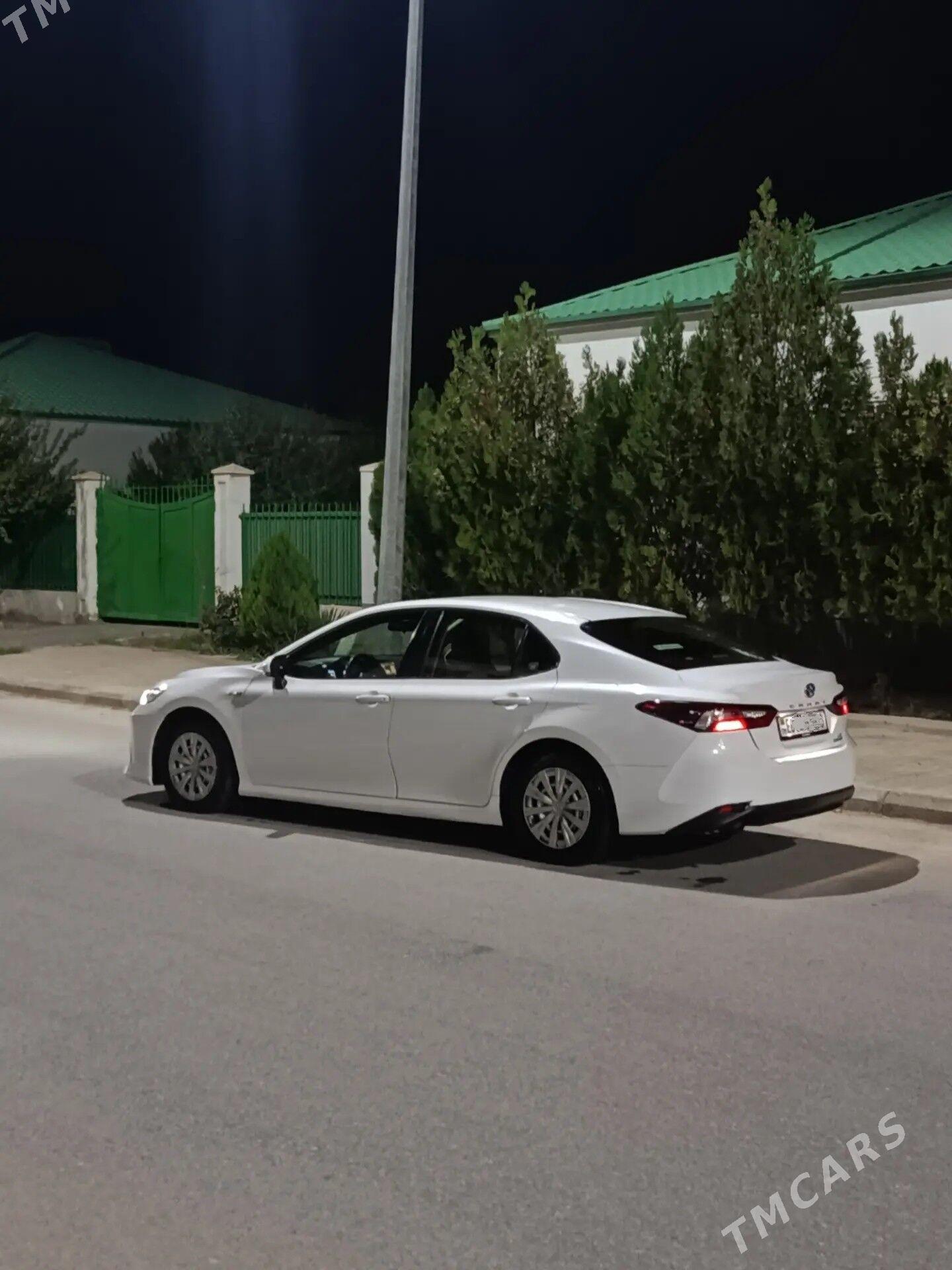 Toyota Camry 2022 - 250 000 TMT - Täze zaman - img 3