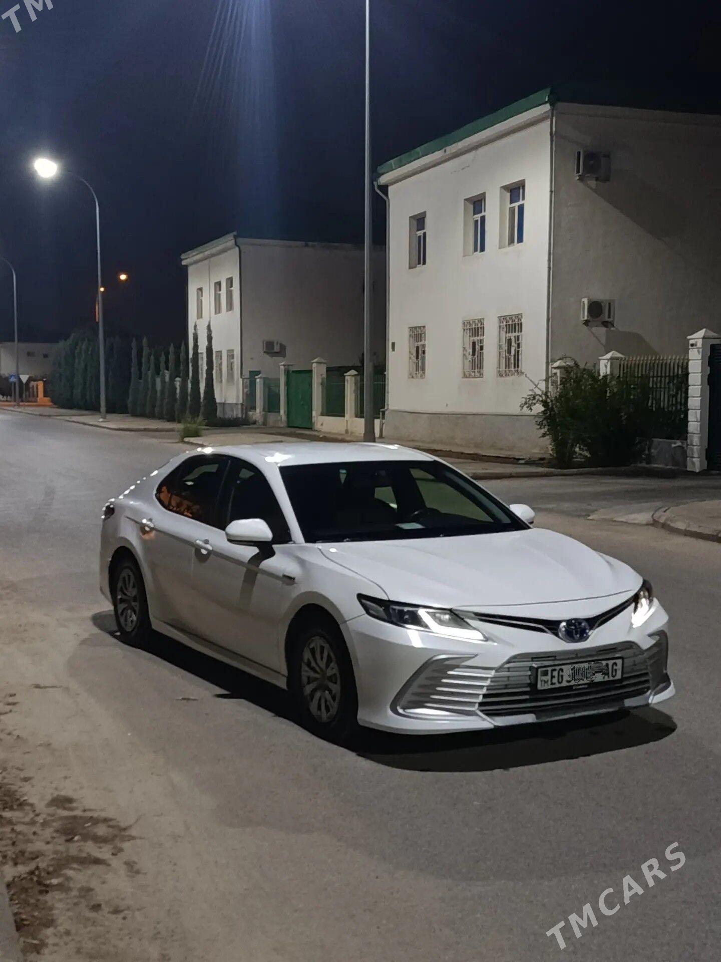 Toyota Camry 2022 - 250 000 TMT - Täze zaman - img 2