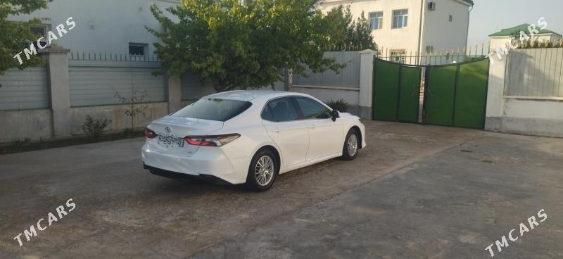 Toyota Camry 2022 - 270 000 TMT - Täze zaman - img 3
