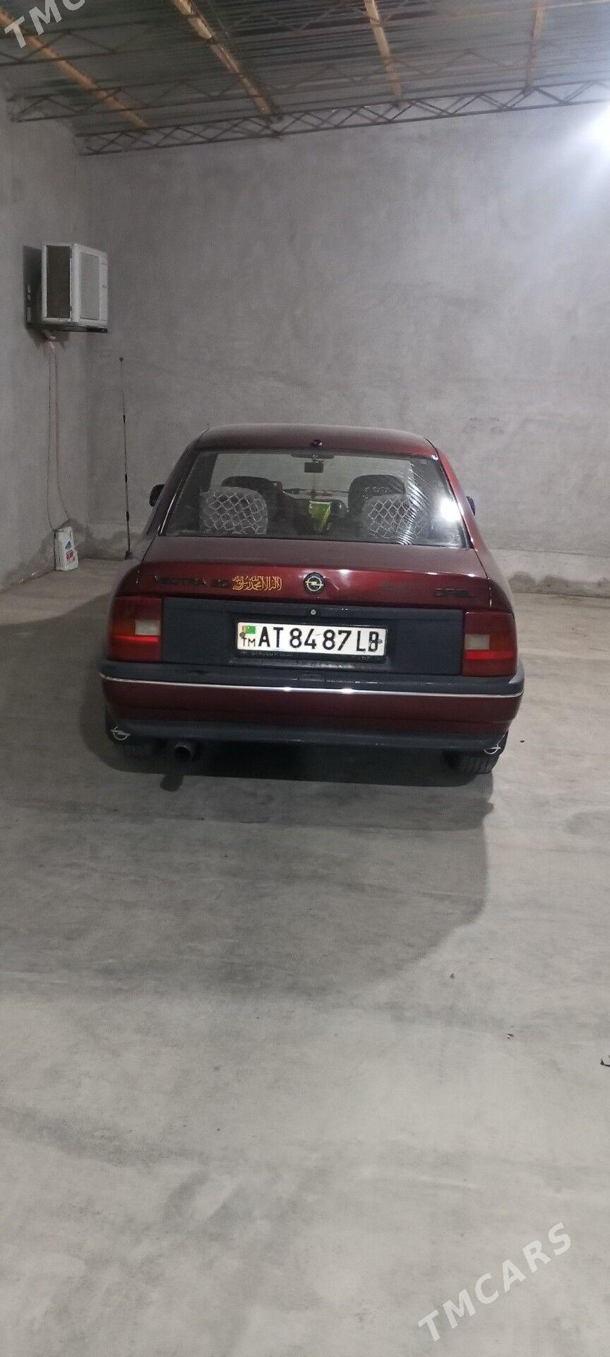 Opel Vectra 1993 - 40 000 TMT - Sakar - img 3