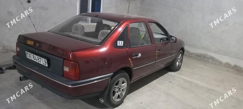 Opel Vectra 1993 - 40 000 TMT - Sakar - img 2