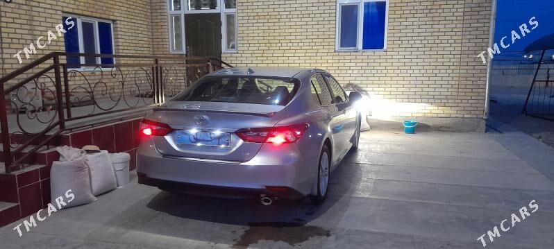 Toyota Camry 2022 - 335 000 TMT - "Altyn Asyr" Gündogar bazary (Jygyllyk) - img 8