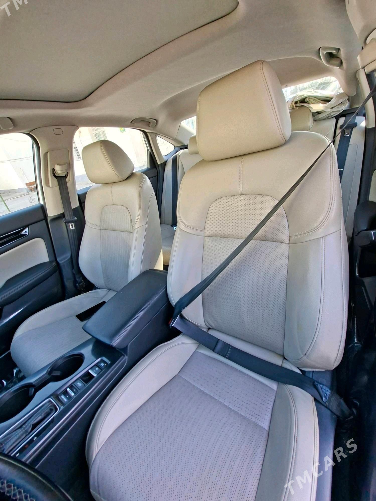 Honda Civic 2021 - 220 000 TMT - Мир 3 - img 3