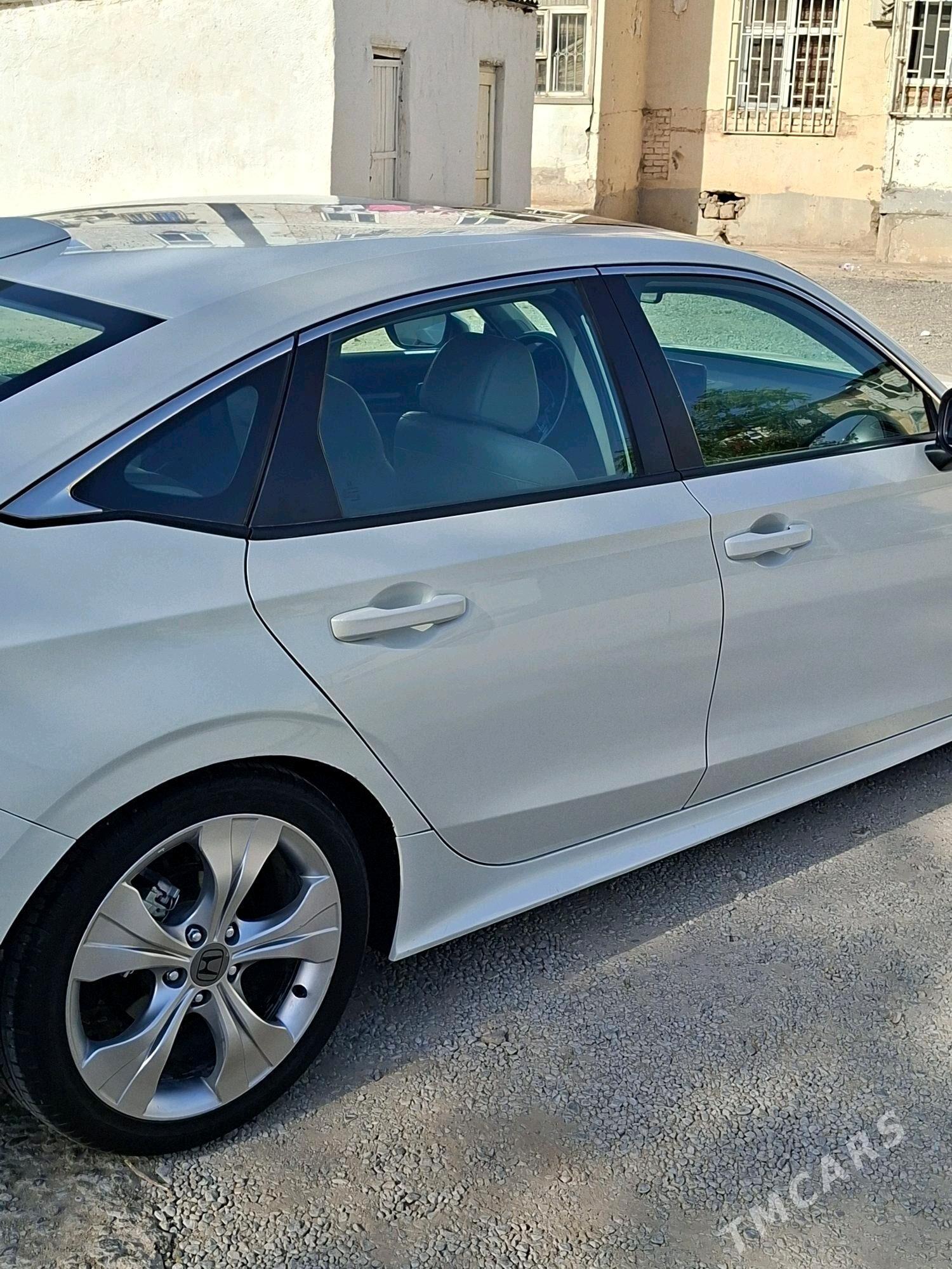 Honda Civic 2021 - 220 000 TMT - Мир 3 - img 6