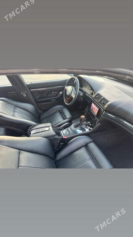 BMW E39 2000 - 150 000 TMT - Мары - img 1