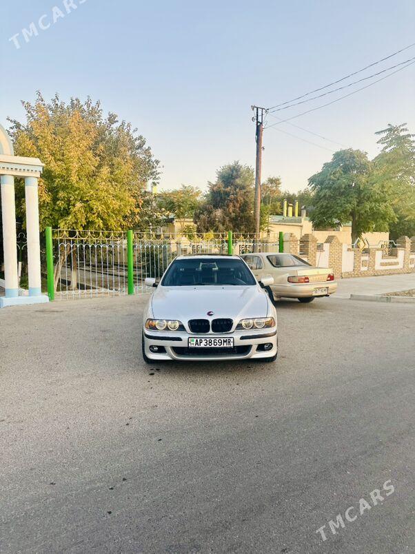 BMW E39 2000 - 150 000 TMT - Мары - img 7