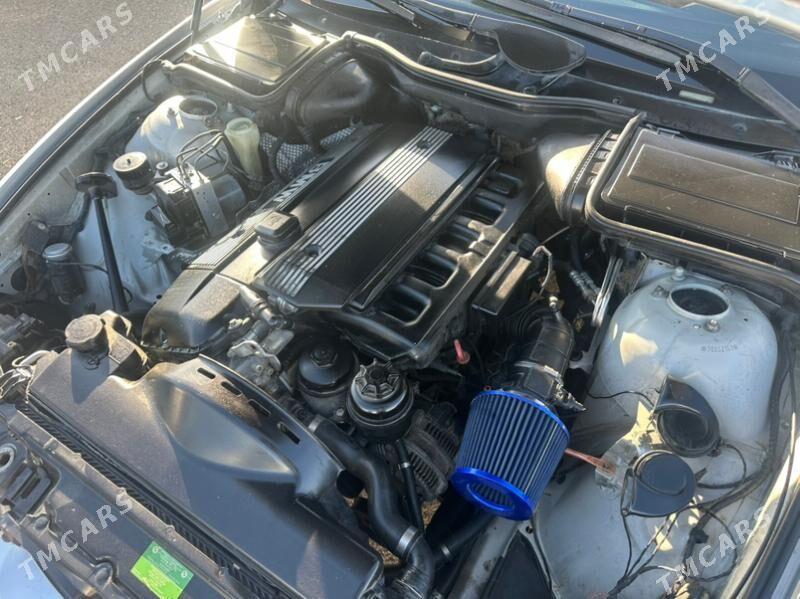 BMW E39 2000 - 150 000 TMT - Мары - img 8