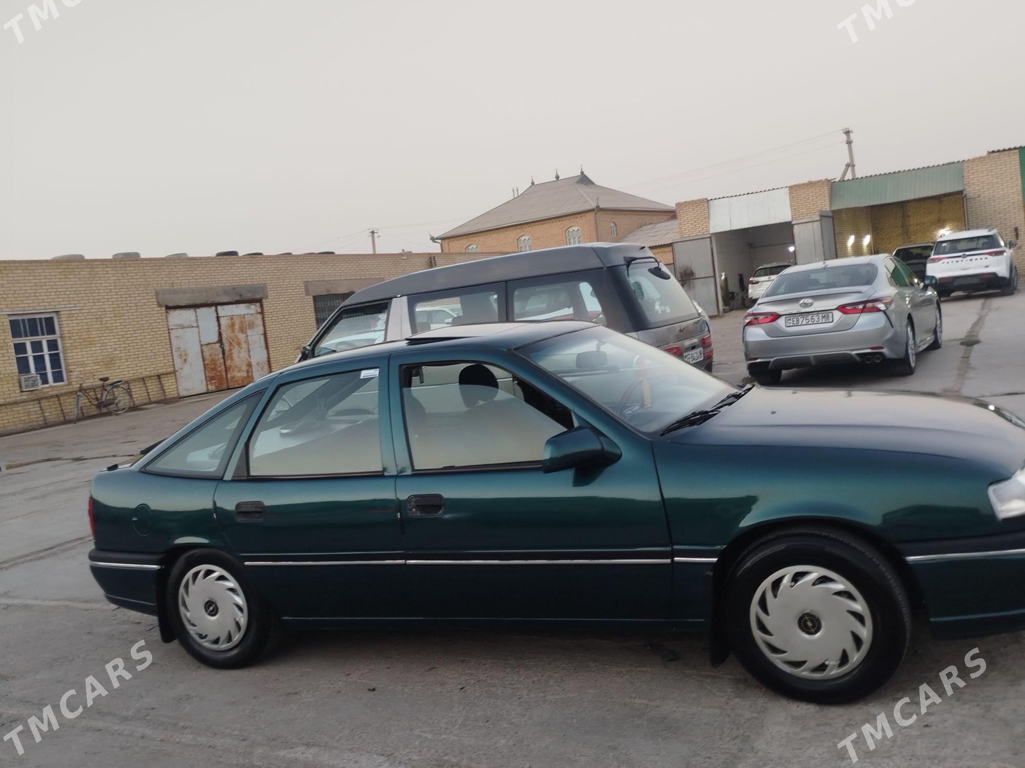 Opel Vectra 1995 - 35 000 TMT - Мары - img 1