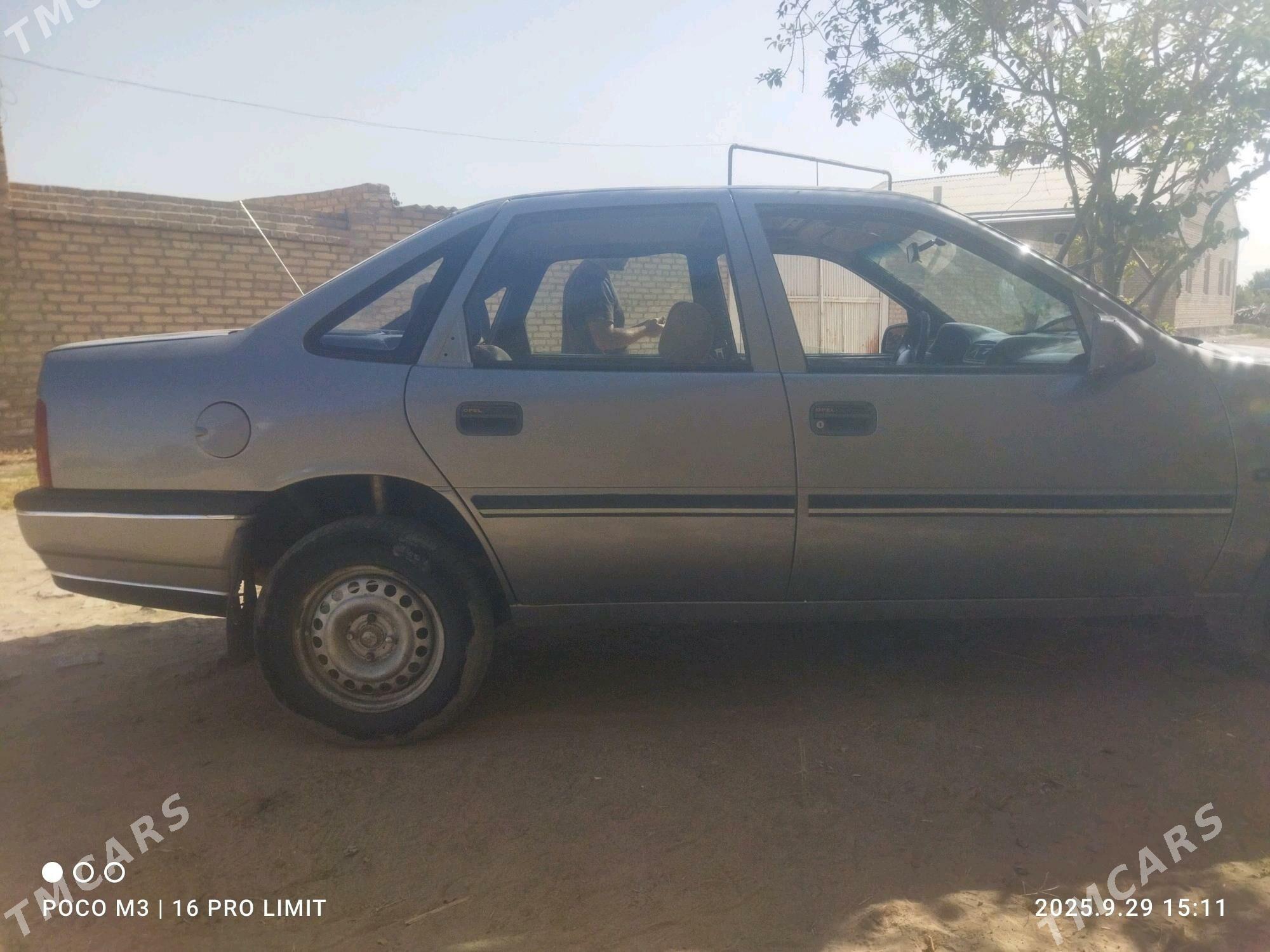 Opel Vectra 1989 - 20 000 TMT - Мары - img 2