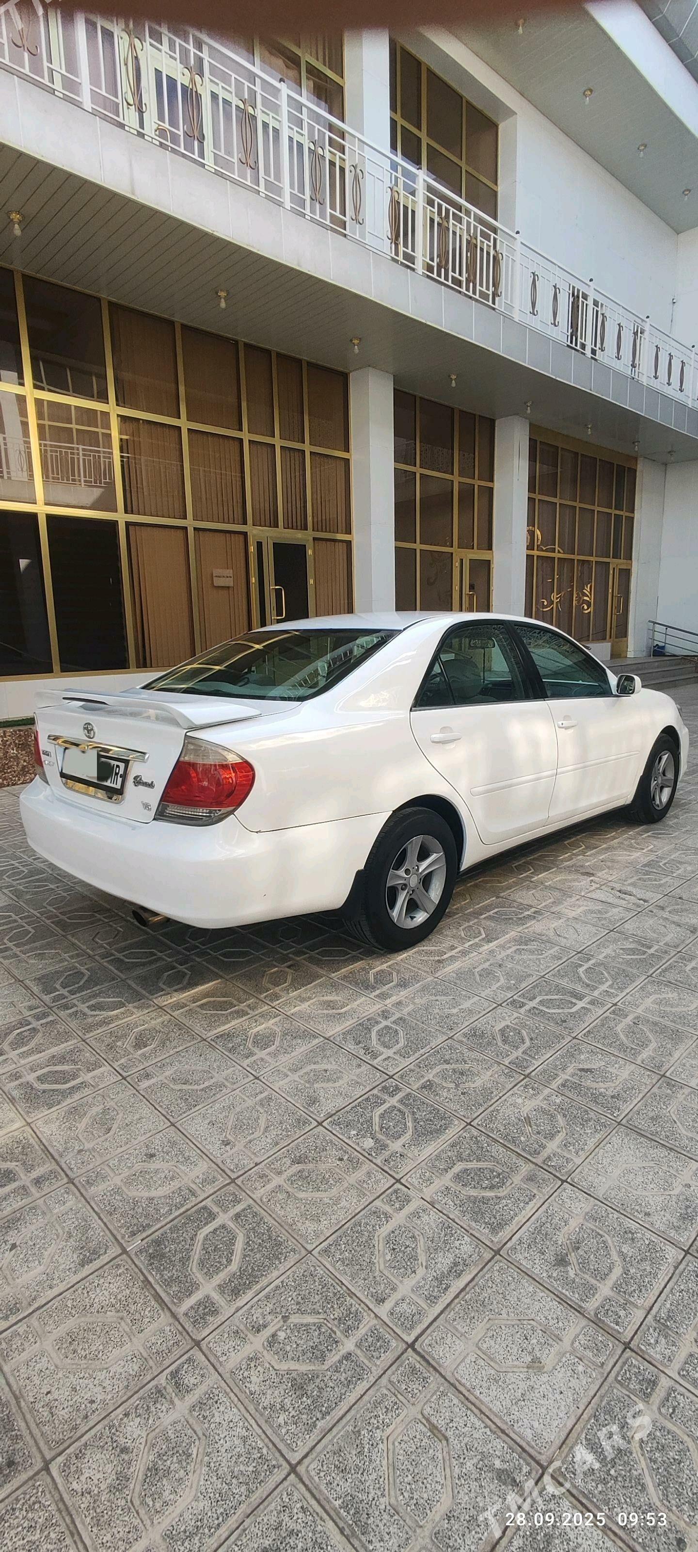Toyota Camry 2004 - 125 000 TMT - Mary - img 9