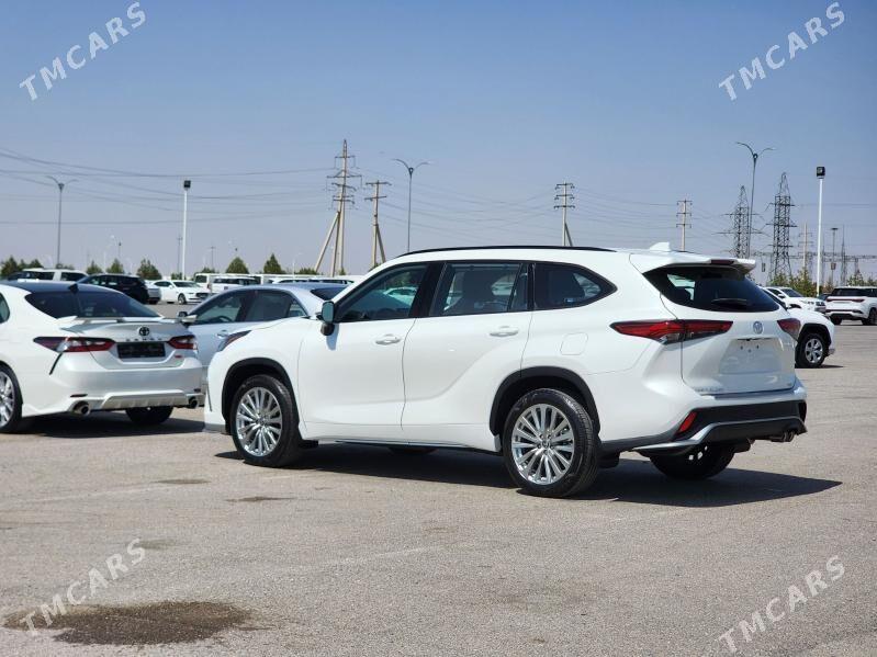 Toyota Highlander 2022 - 535 000 TMT - Tejen - img 4