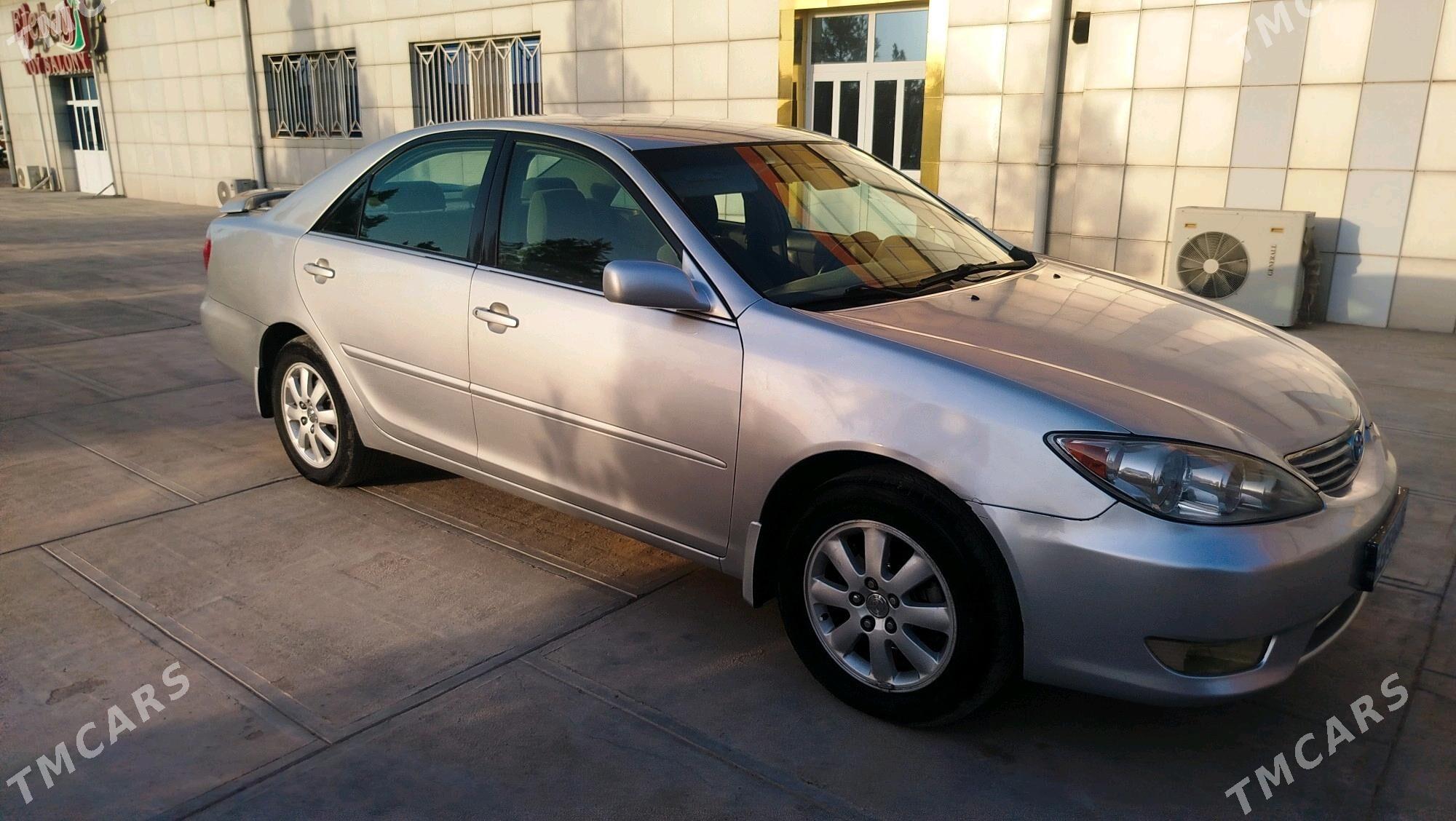 Toyota Camry 2005 - 153 000 TMT - Байрамали - img 5