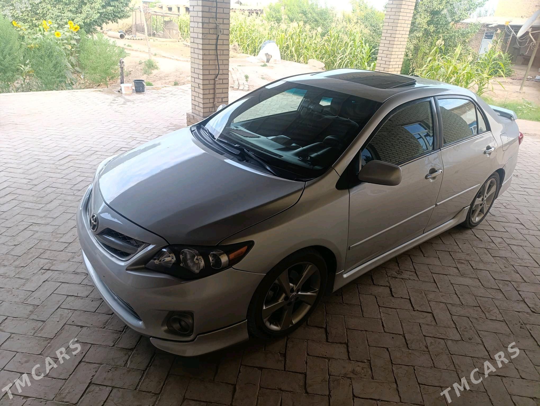 Toyota Corolla 2012 - 170 000 TMT - Халач - img 2
