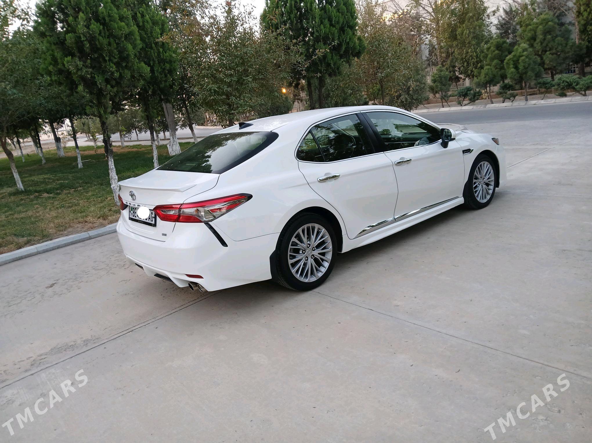 Toyota Camry 2018 - 274 000 TMT - Aşgabat - img 7