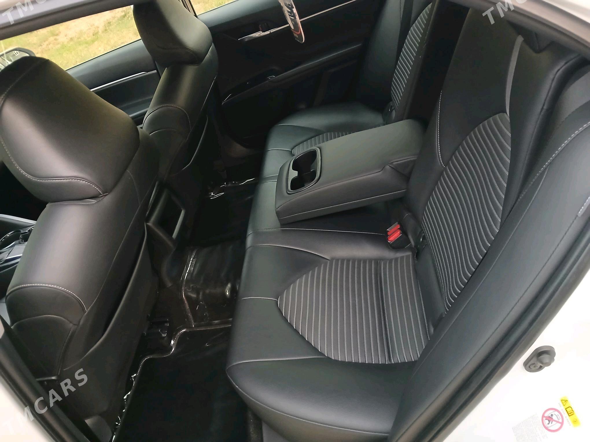 Toyota Camry 2018 - 274 000 TMT - Aşgabat - img 8