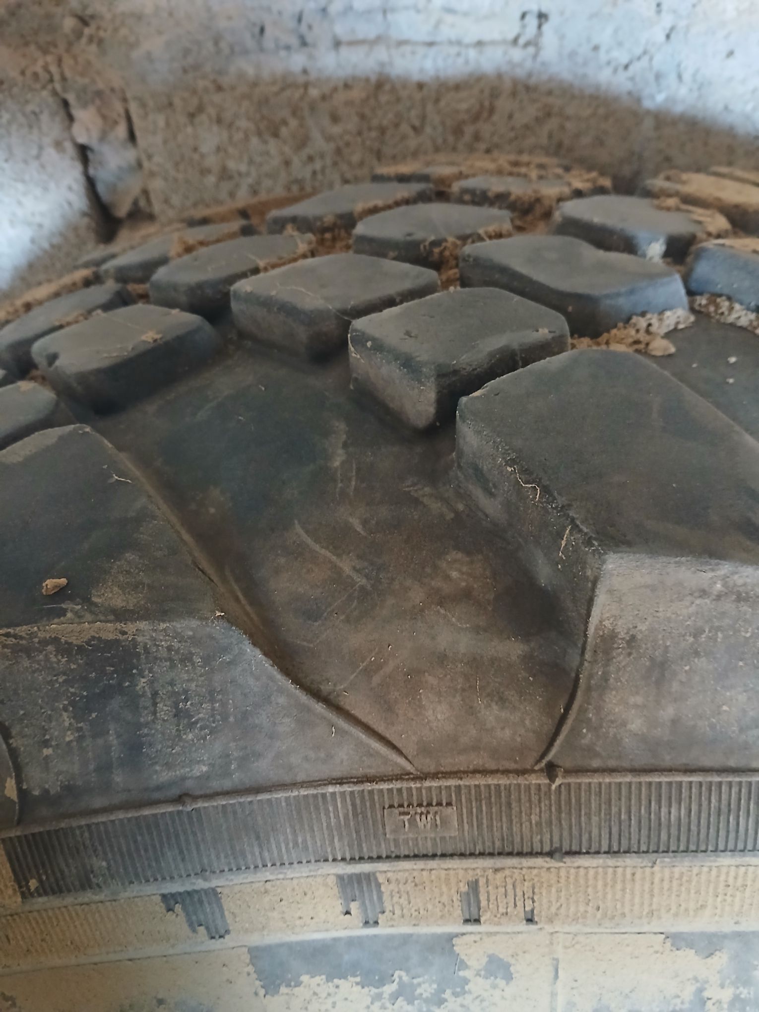 кама 425/85 R 21 3 500 TMT - Esenguly - img 2