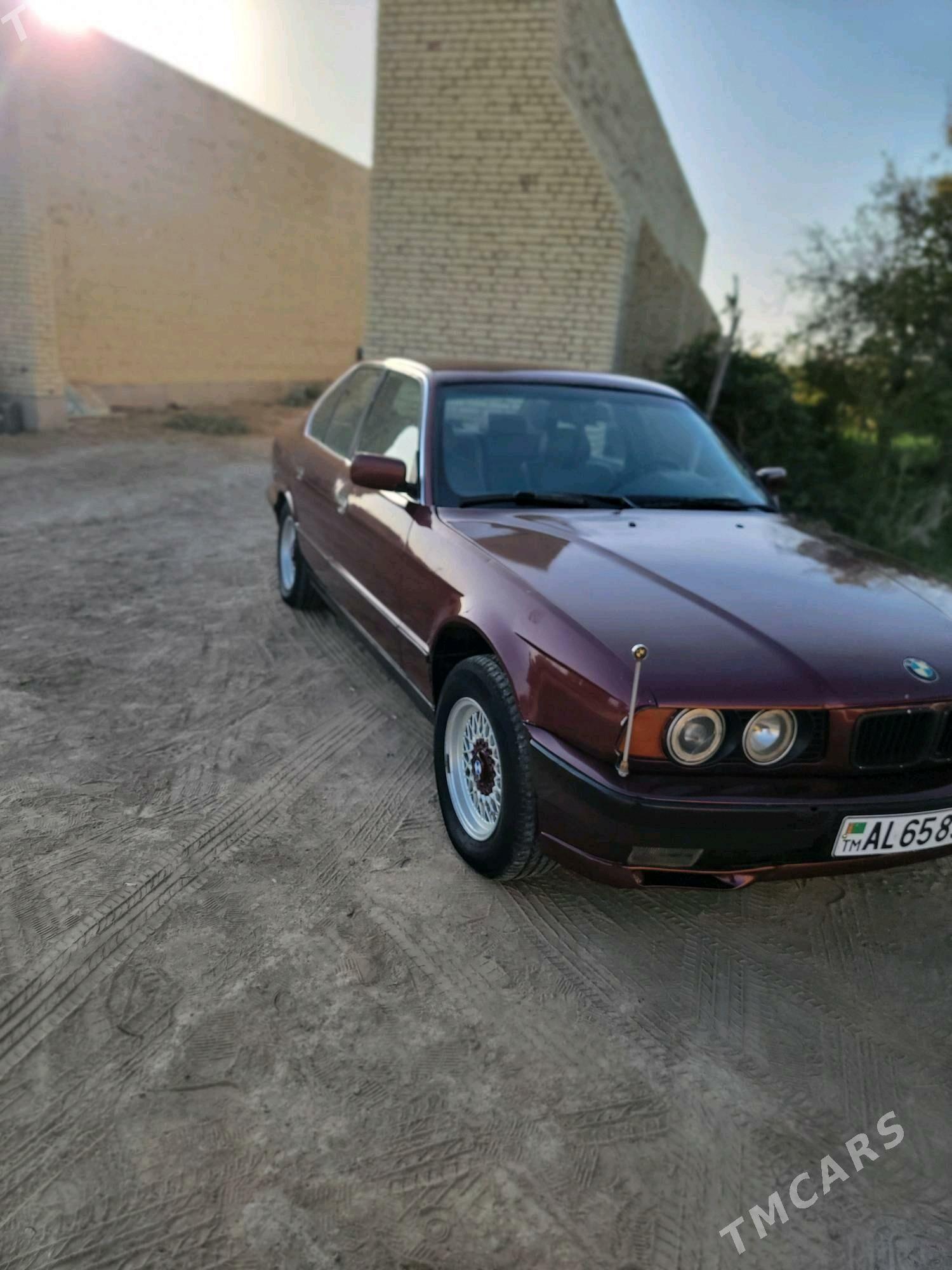 BMW E34 1992 - 65 000 TMT - Baýramaly - img 2