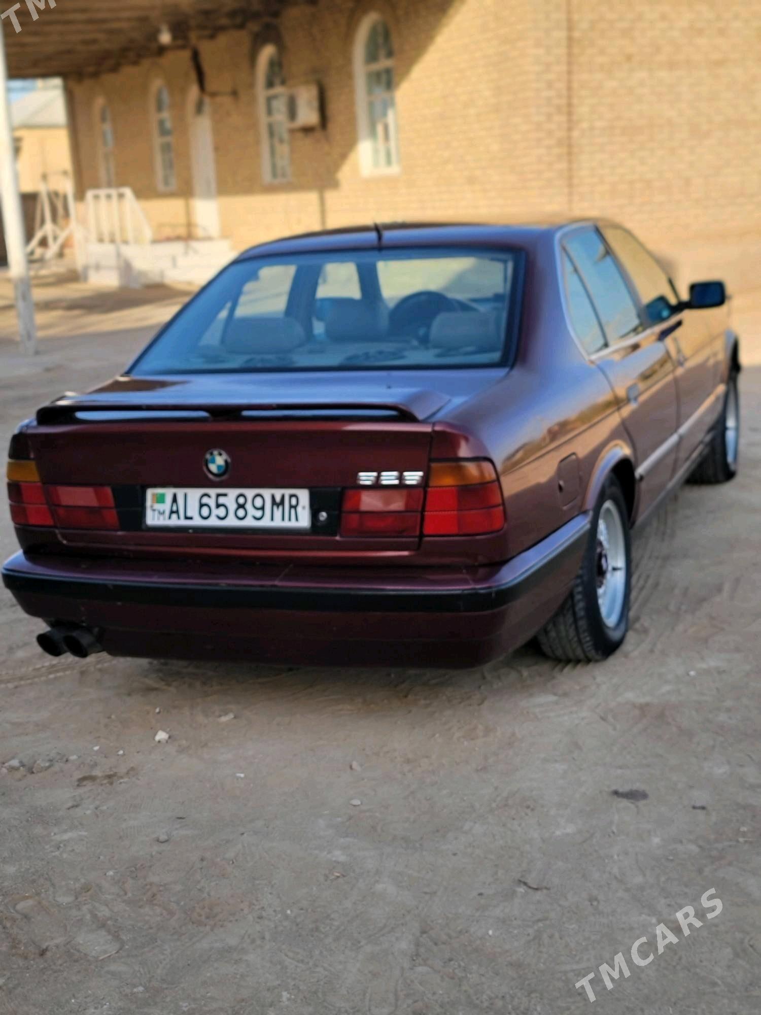BMW E34 1992 - 65 000 TMT - Baýramaly - img 4