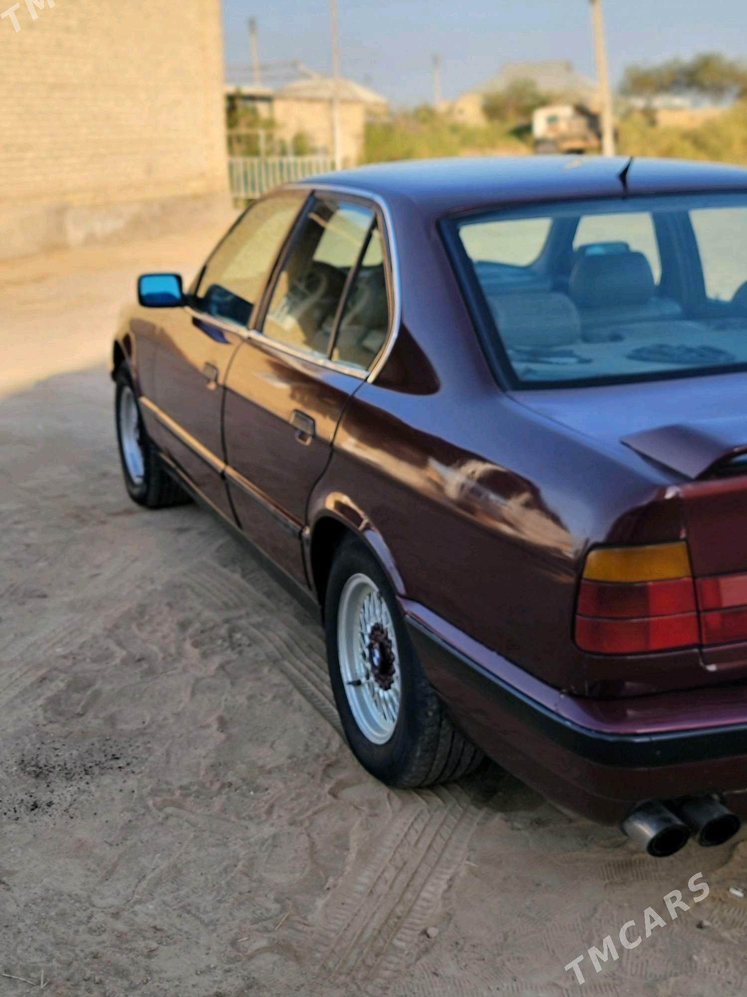 BMW E34 1992 - 65 000 TMT - Baýramaly - img 3