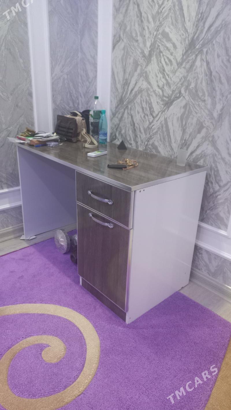 stol pismenniy - Balkanabat - img 1