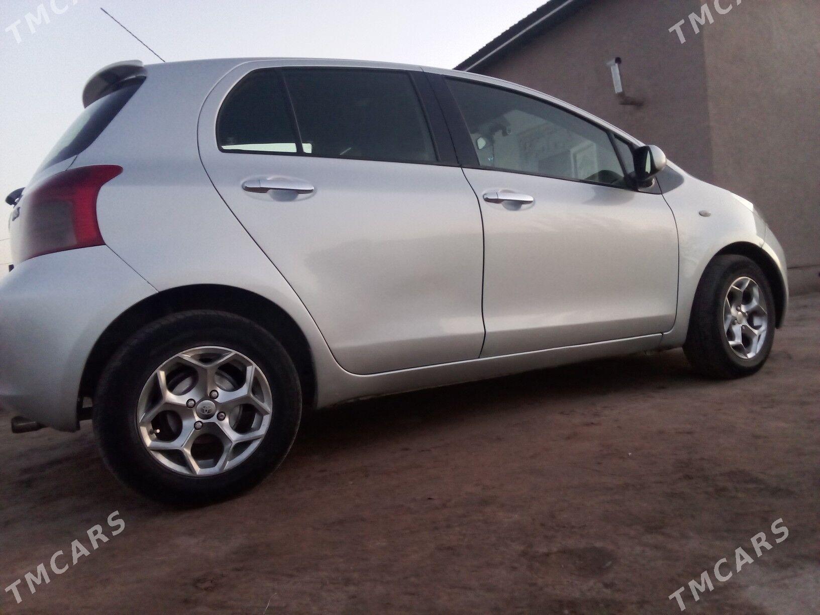 Toyota Yaris 2006 - 95 000 TMT - Köneürgenç - img 5