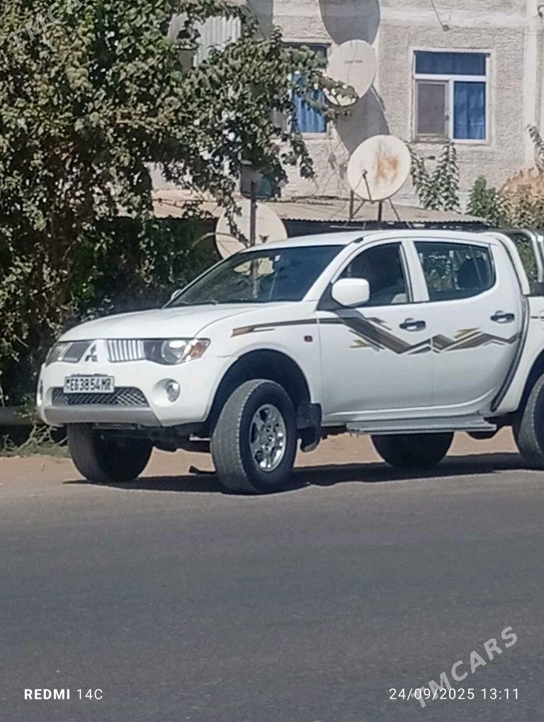 Mitsubishi L200 2006 - 150 000 TMT - Тагтабазар - img 2