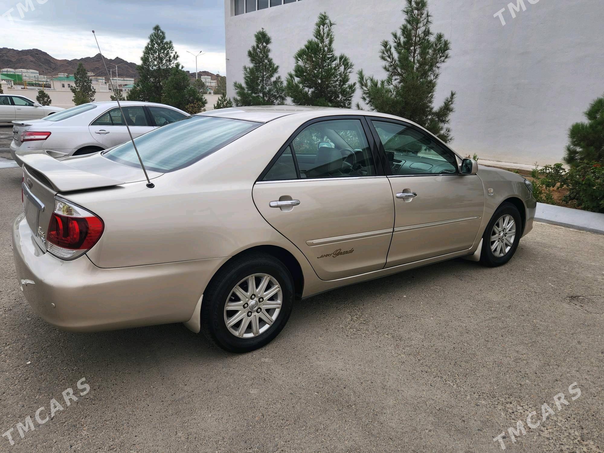 Toyota Camry 2002 - 188 000 TMT - Гёкдепе - img 6