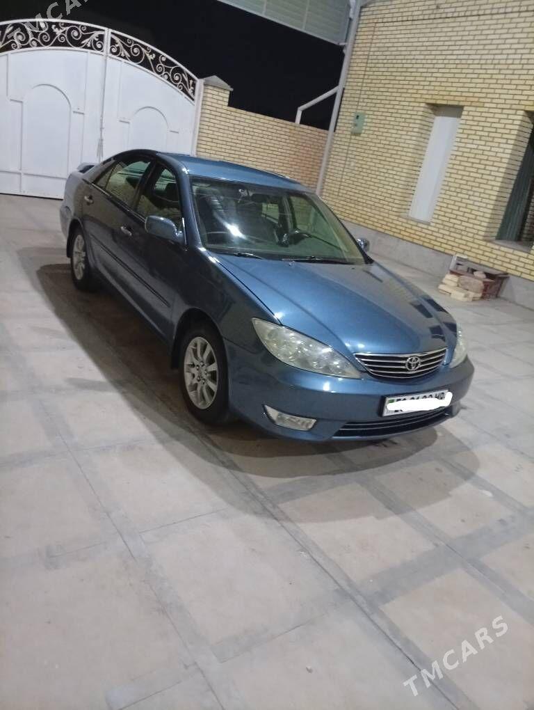 Toyota Camry 2004 - 158 000 TMT - Векильбазар - img 2