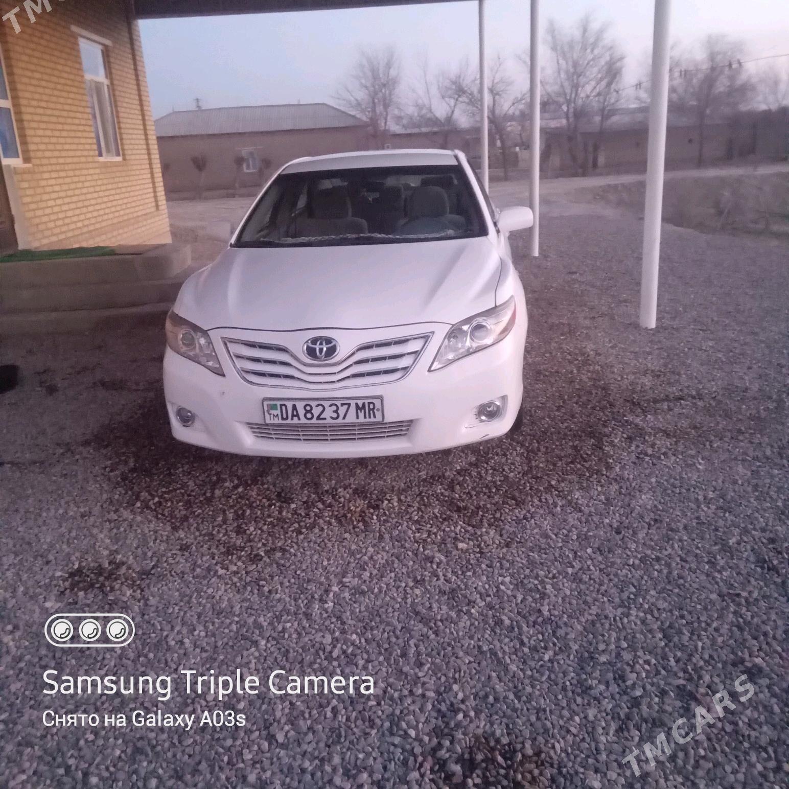 Toyota Camry 2011 - 165 000 TMT - Мары - img 6