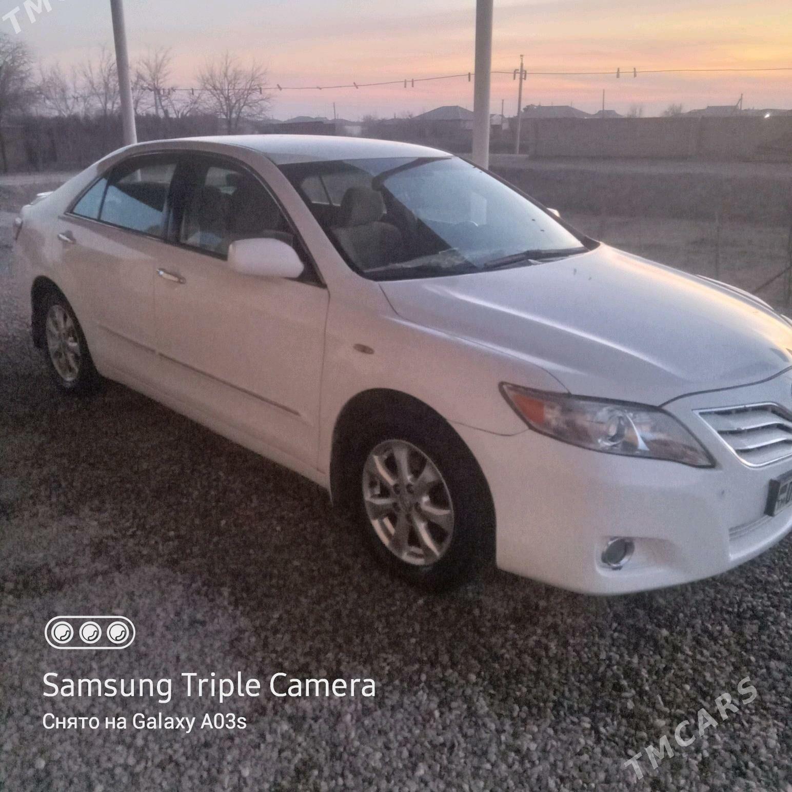 Toyota Camry 2011 - 165 000 TMT - Мары - img 1
