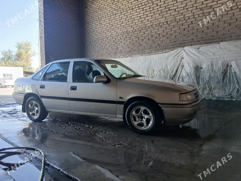 Opel Vectra 1992 - 40 000 TMT - Саят - img 3