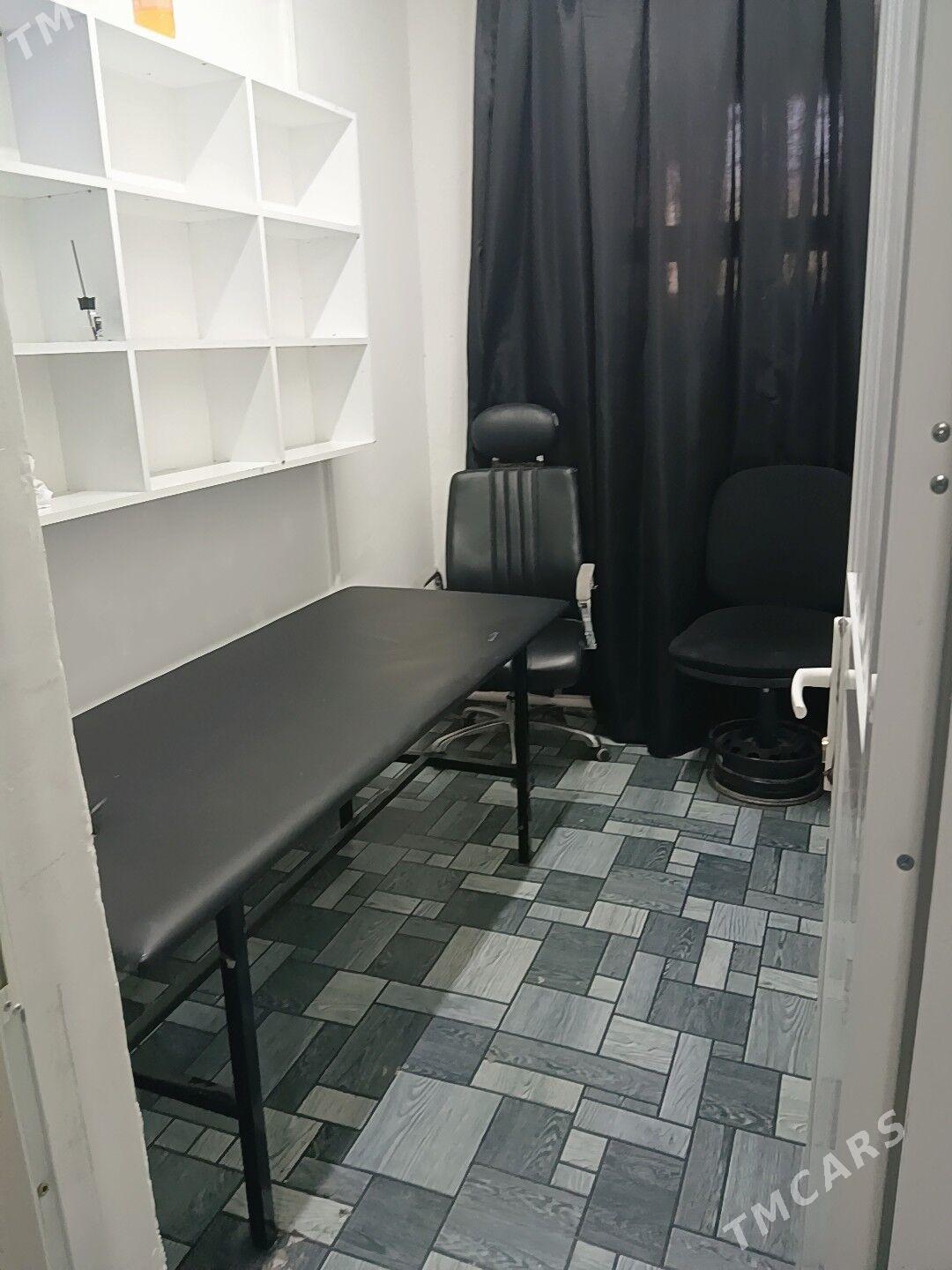 Salon arenda yer - Moskowskiý köç. (10 ýyl abadançylyk şaýoly) - img 2