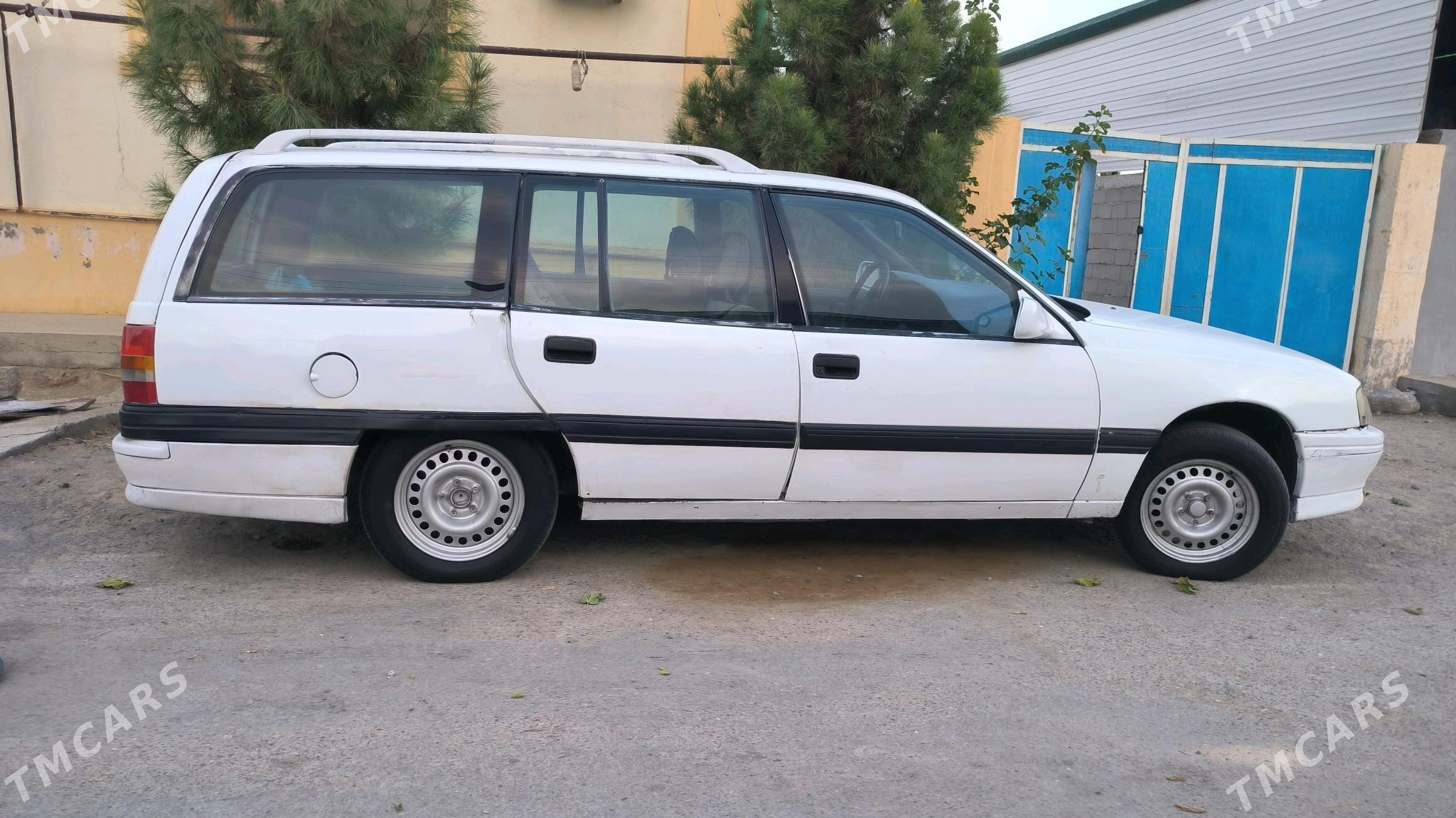 Opel Omega 1992 - 14 000 TMT - Чоганлы - img 7