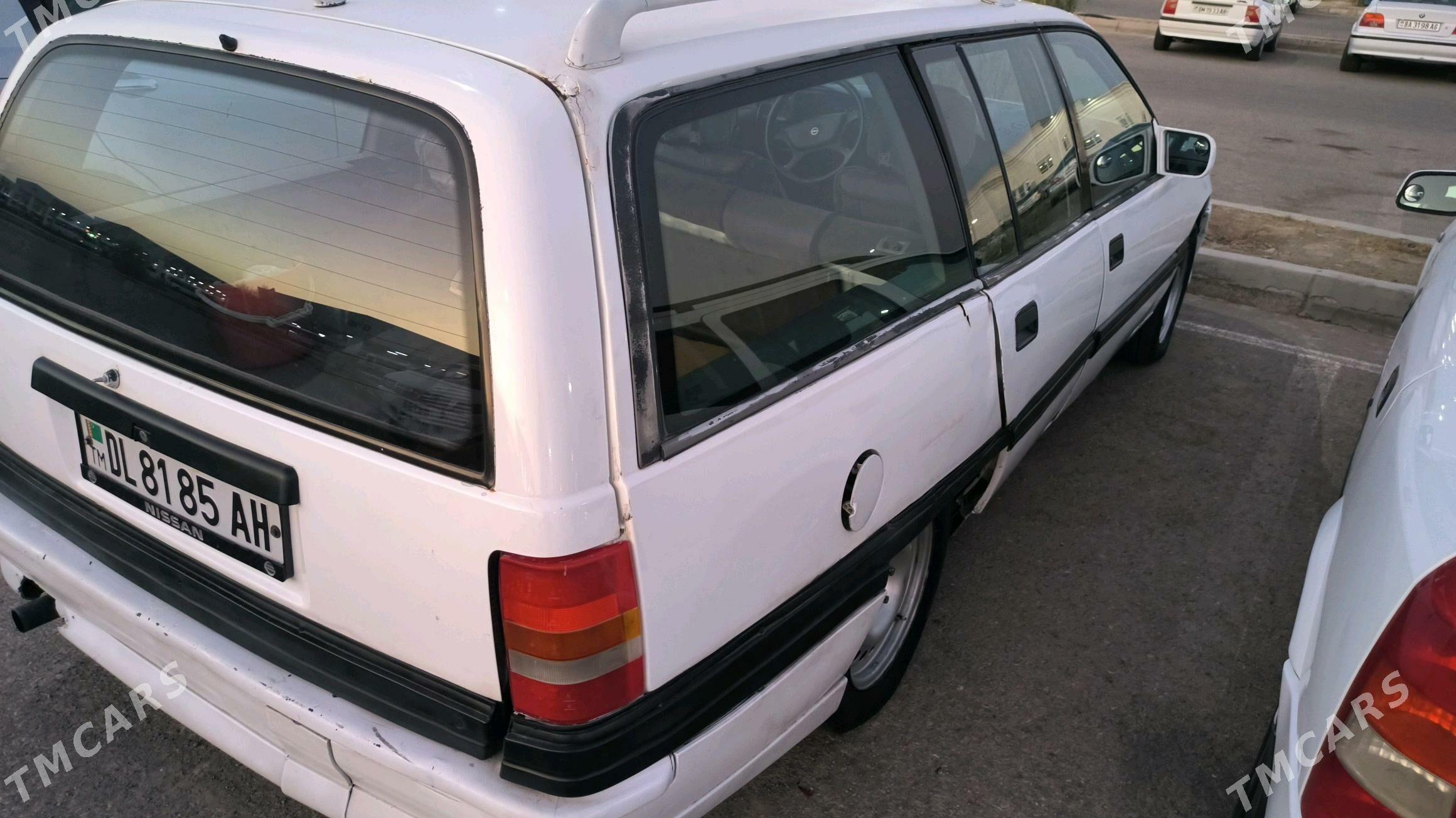 Opel Omega 1992 - 14 000 TMT - Чоганлы - img 3