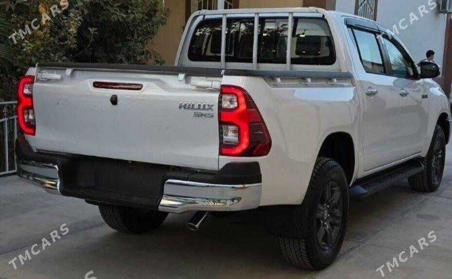 Toyota Hilux 2025 - 676 000 TMT - Ашхабад - img 4