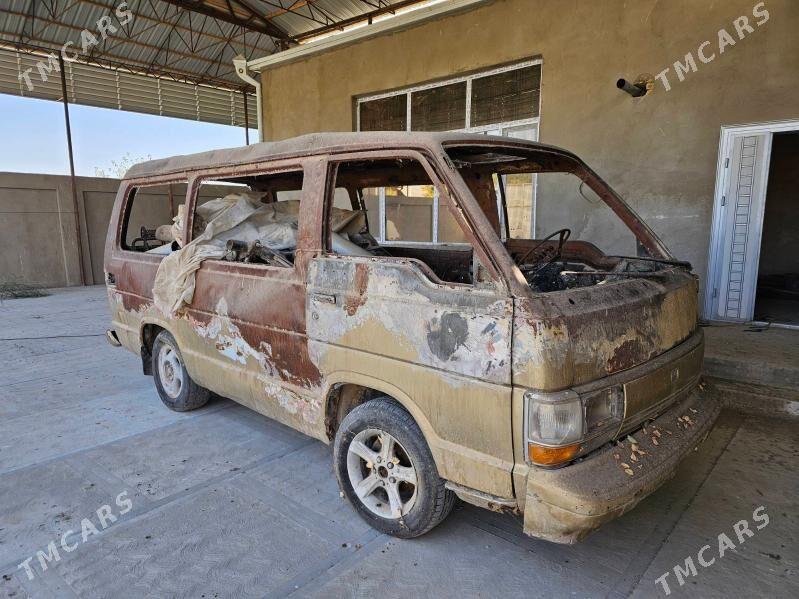 Toyota Hiace 1991 - 24 000 TMT - Mary - img 2