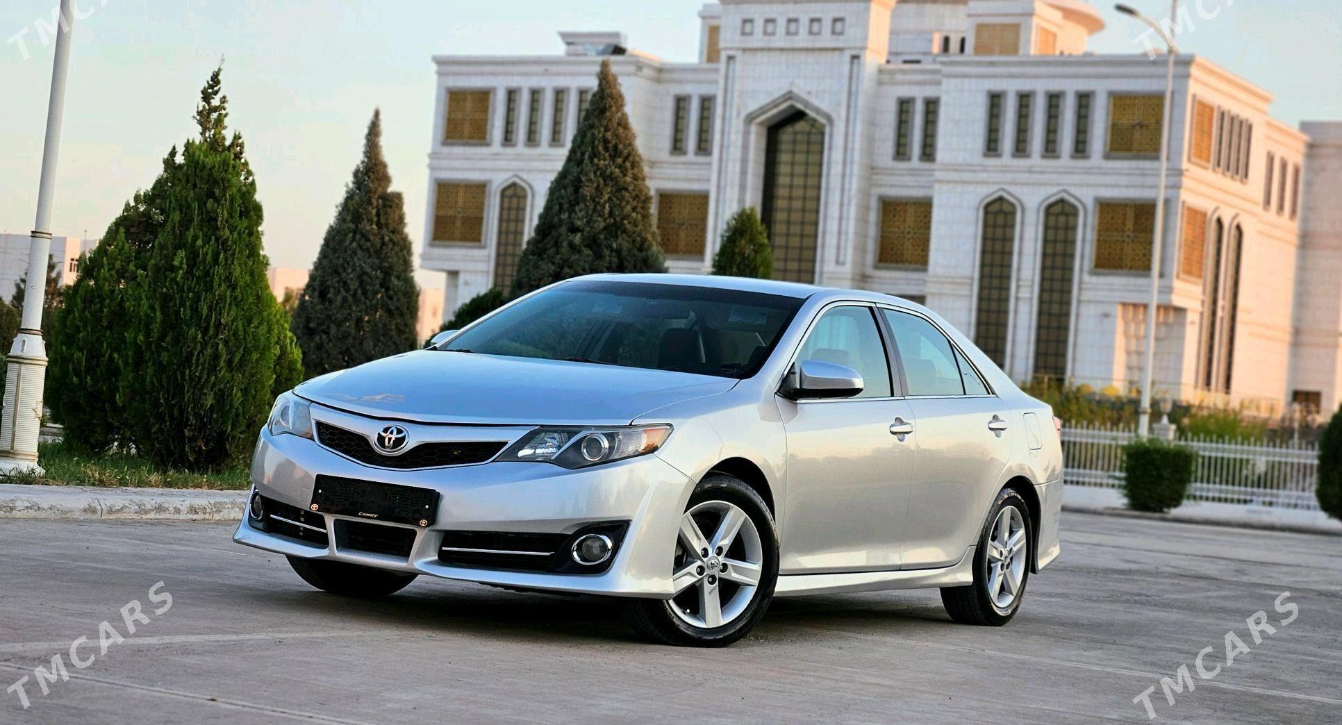 Toyota Camry 2012 - 209 000 TMT - Дашогуз - img 3