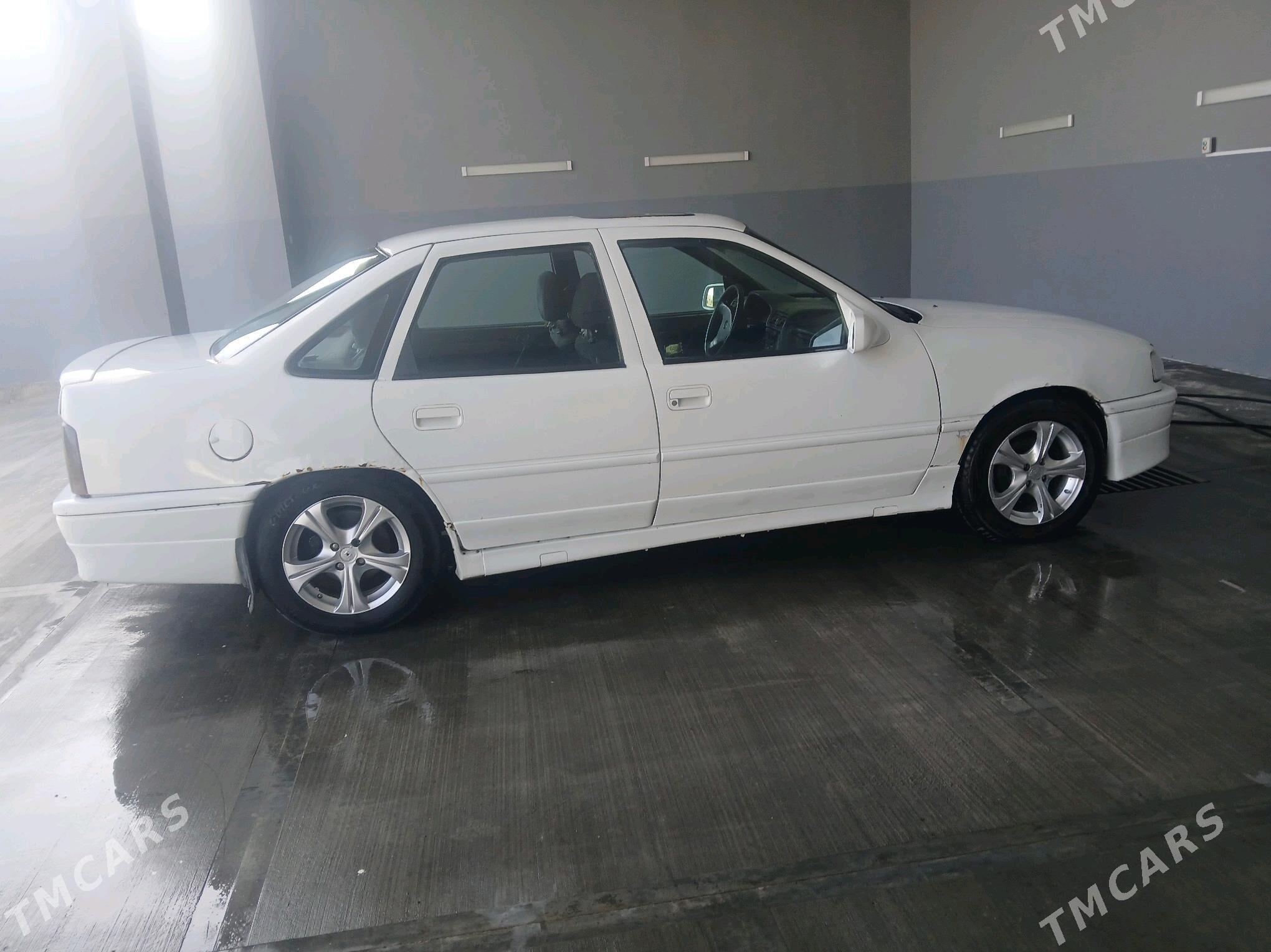 Opel Vectra 1993 - 26 000 TMT - Теджен - img 2